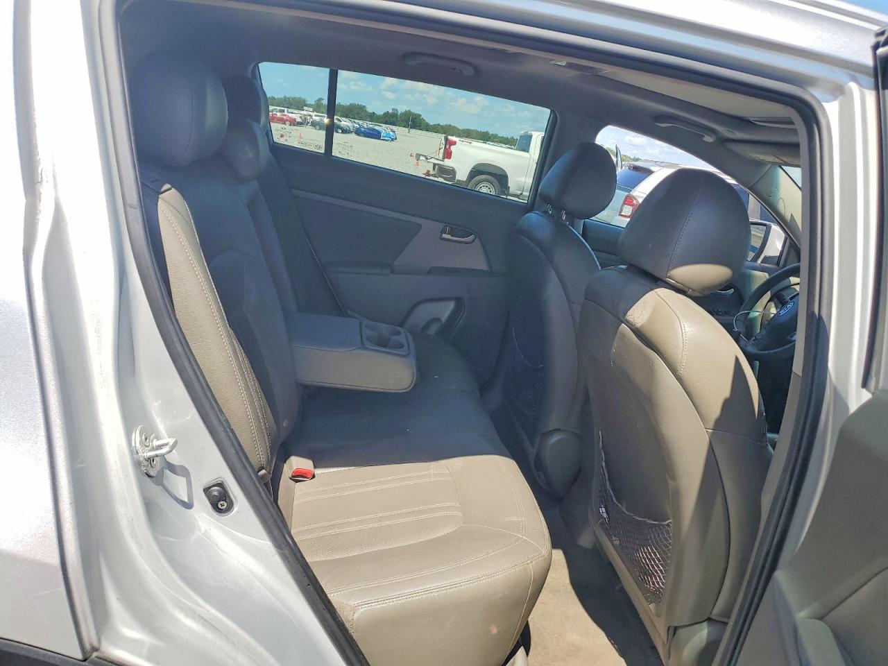 2011 Kia Sportage Ex Silver vin: KNDPC3A20B7112248