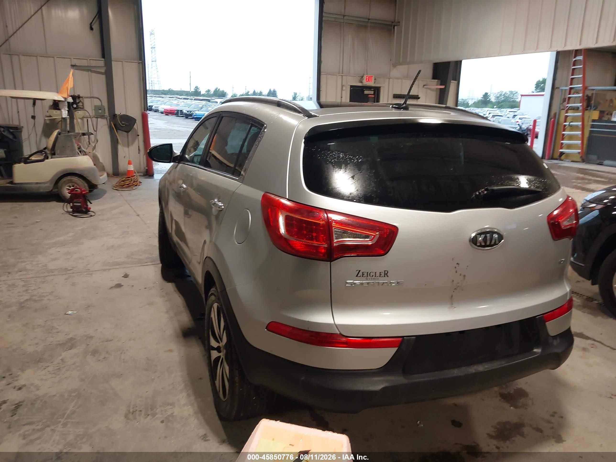 2011 Kia Sportage Ex Silver vin: KNDPC3A21B7033834