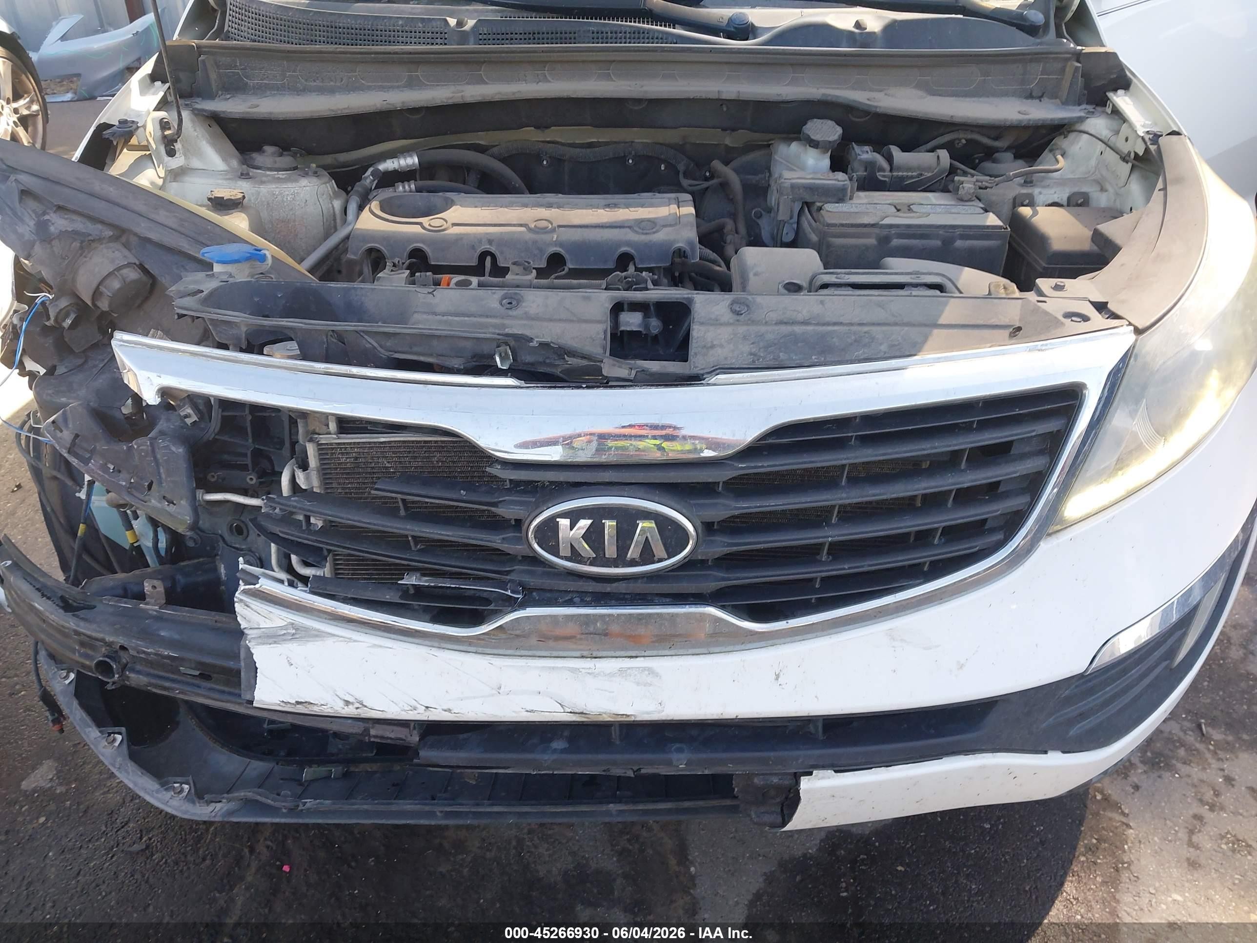 2011 Kia Sportage Ex Белый vin: KNDPC3A21B7157036
