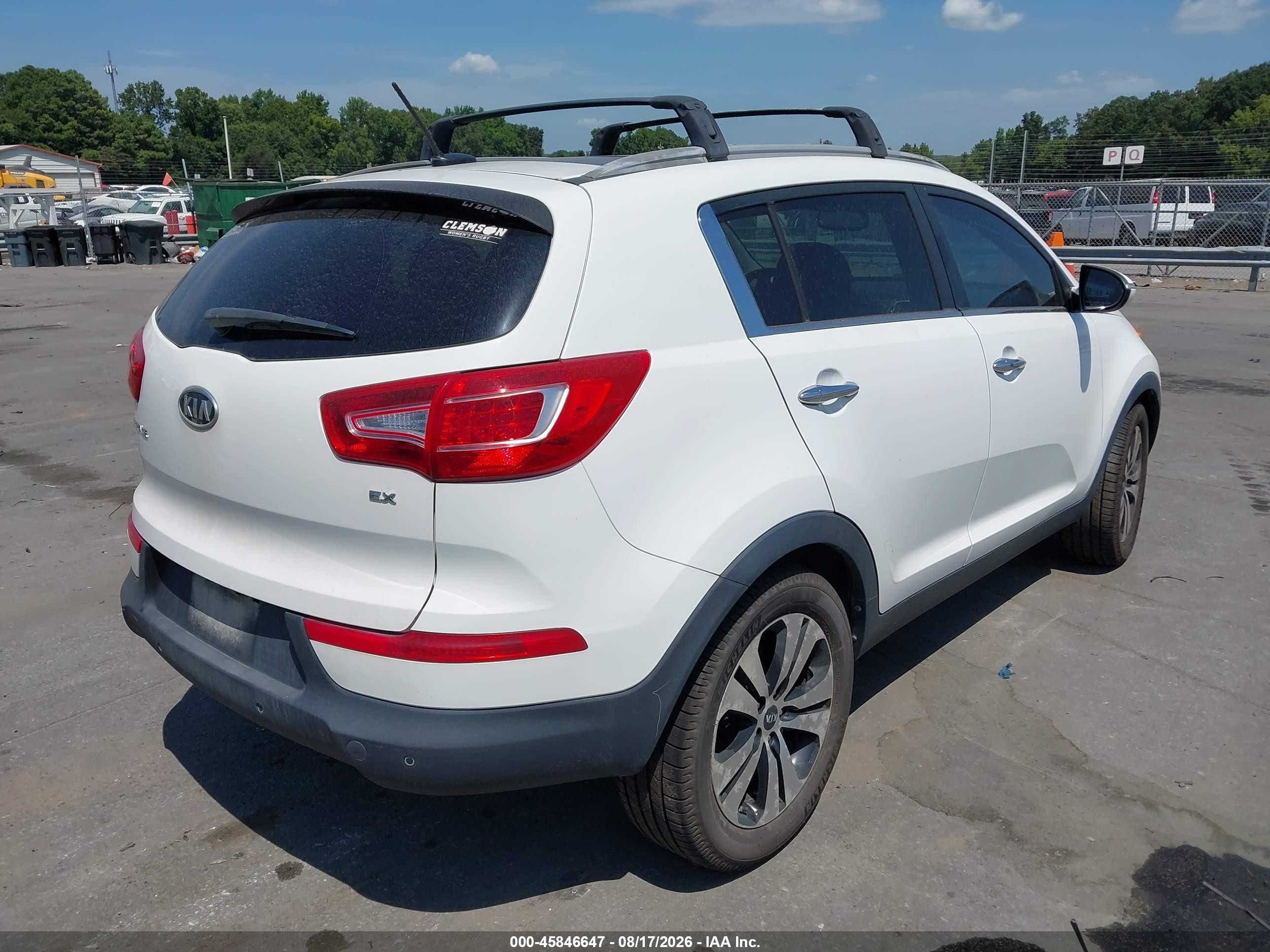 2012 Kia Sportage Ex White vin: KNDPC3A21C7346089