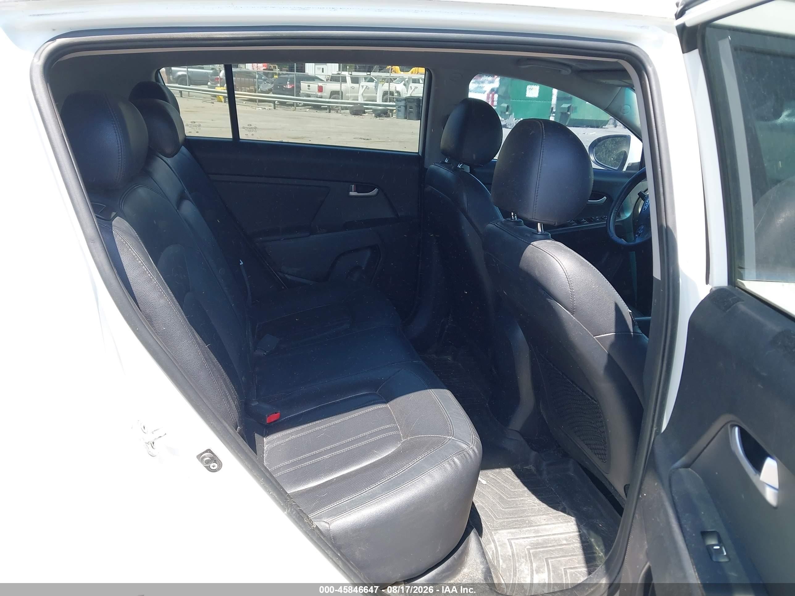 2012 Kia Sportage Ex White vin: KNDPC3A21C7346089