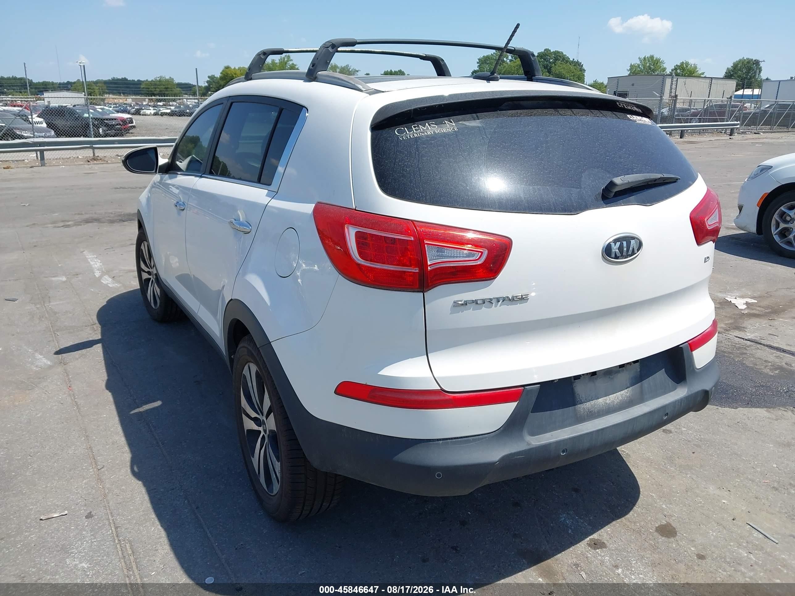 2012 Kia Sportage Ex White vin: KNDPC3A21C7346089