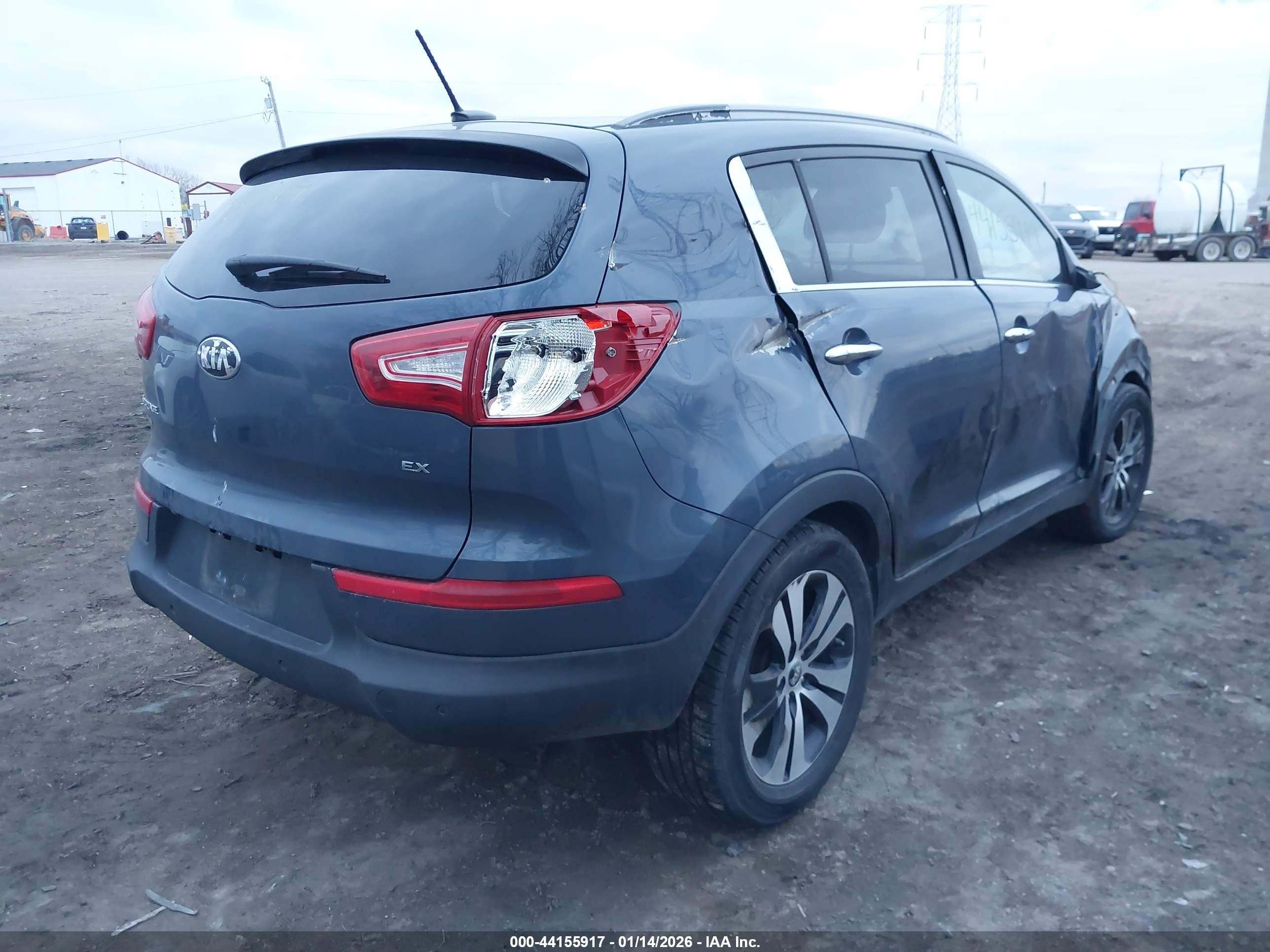 2013 Kia Sportage Ex Blue vin: KNDPC3A22D7496245