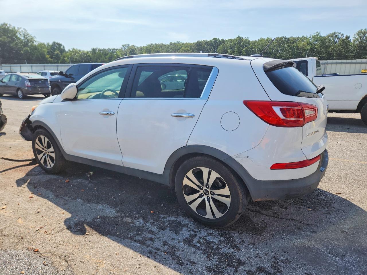 2011 Kia Sportage Ex White vin: KNDPC3A23B7071324