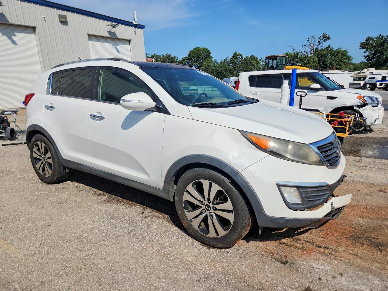 2011 Kia Sportage Ex White vin: KNDPC3A23B7071324