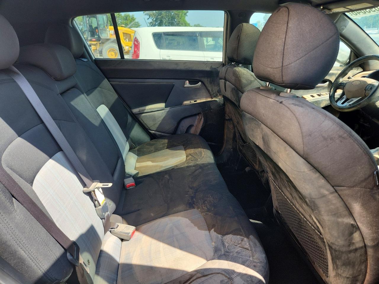 2011 Kia Sportage Ex White vin: KNDPC3A23B7071324