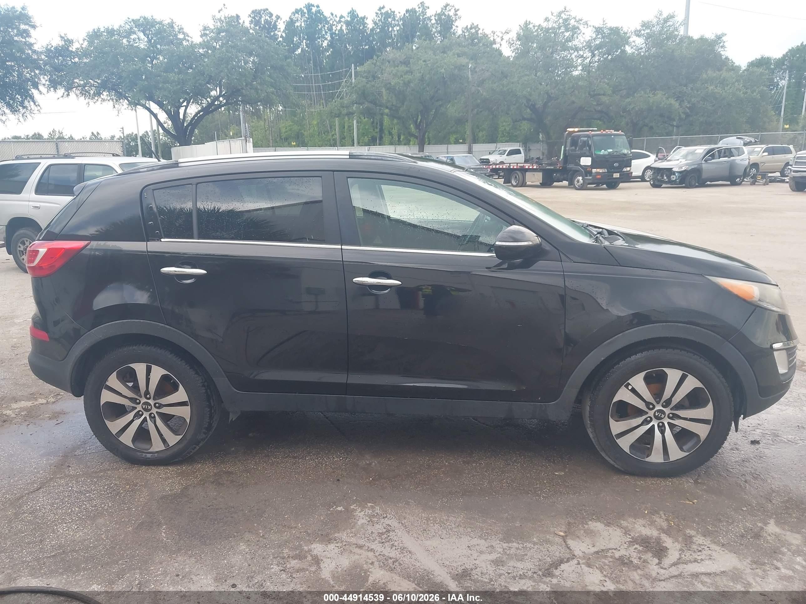2011 Kia Sportage Ex Black vin: KNDPC3A27B7048533