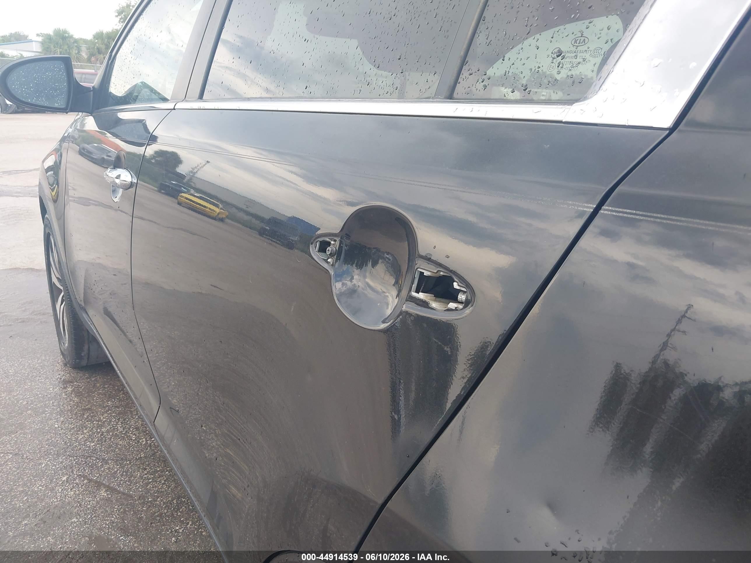 2011 Kia Sportage Ex Black vin: KNDPC3A27B7048533