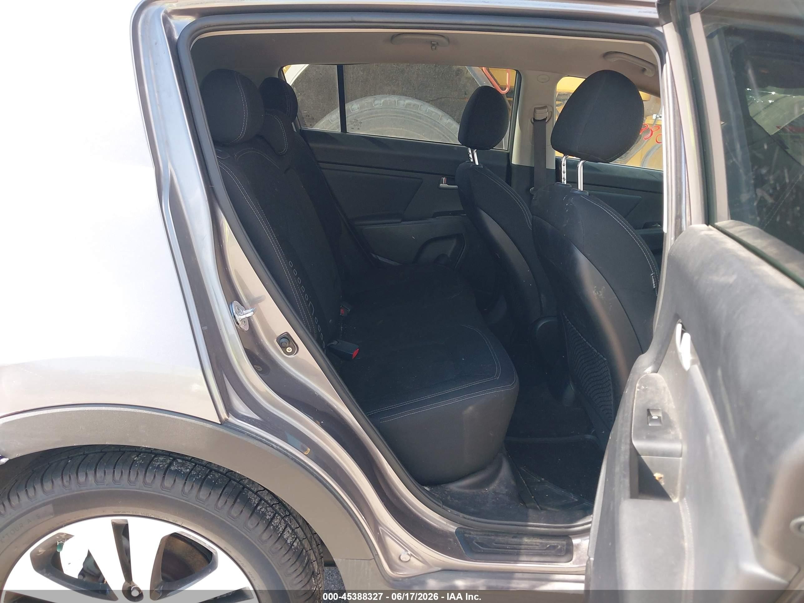 2011 Kia Sportage Ex Серый vin: KNDPC3A28B7013600