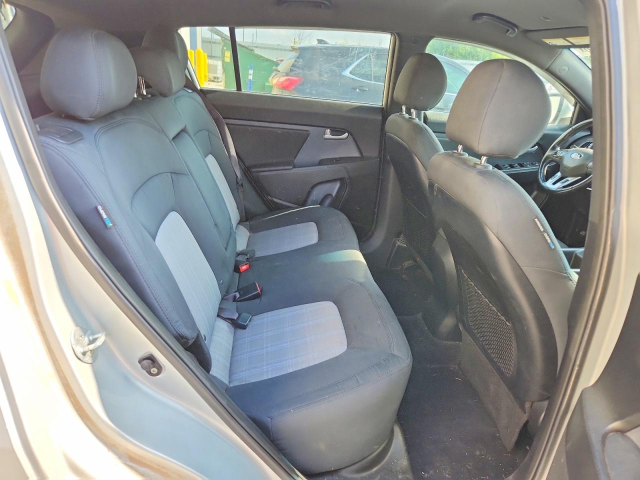 2013 Kia Sportage Ex Beige vin: KNDPC3A28D7372349