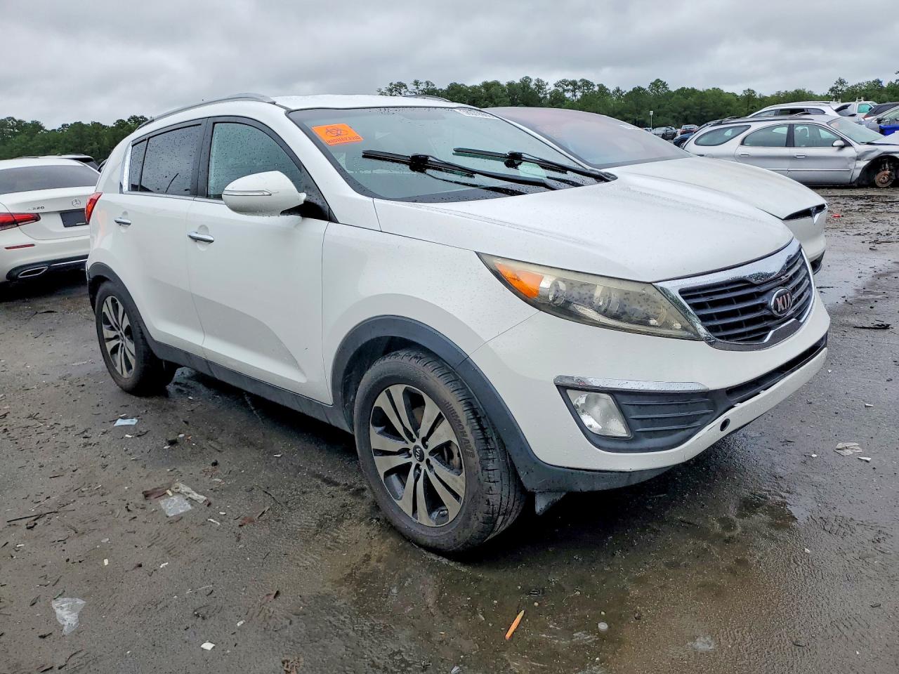 2013 Kia Sportage Ex White vin: KNDPC3A28D7406645