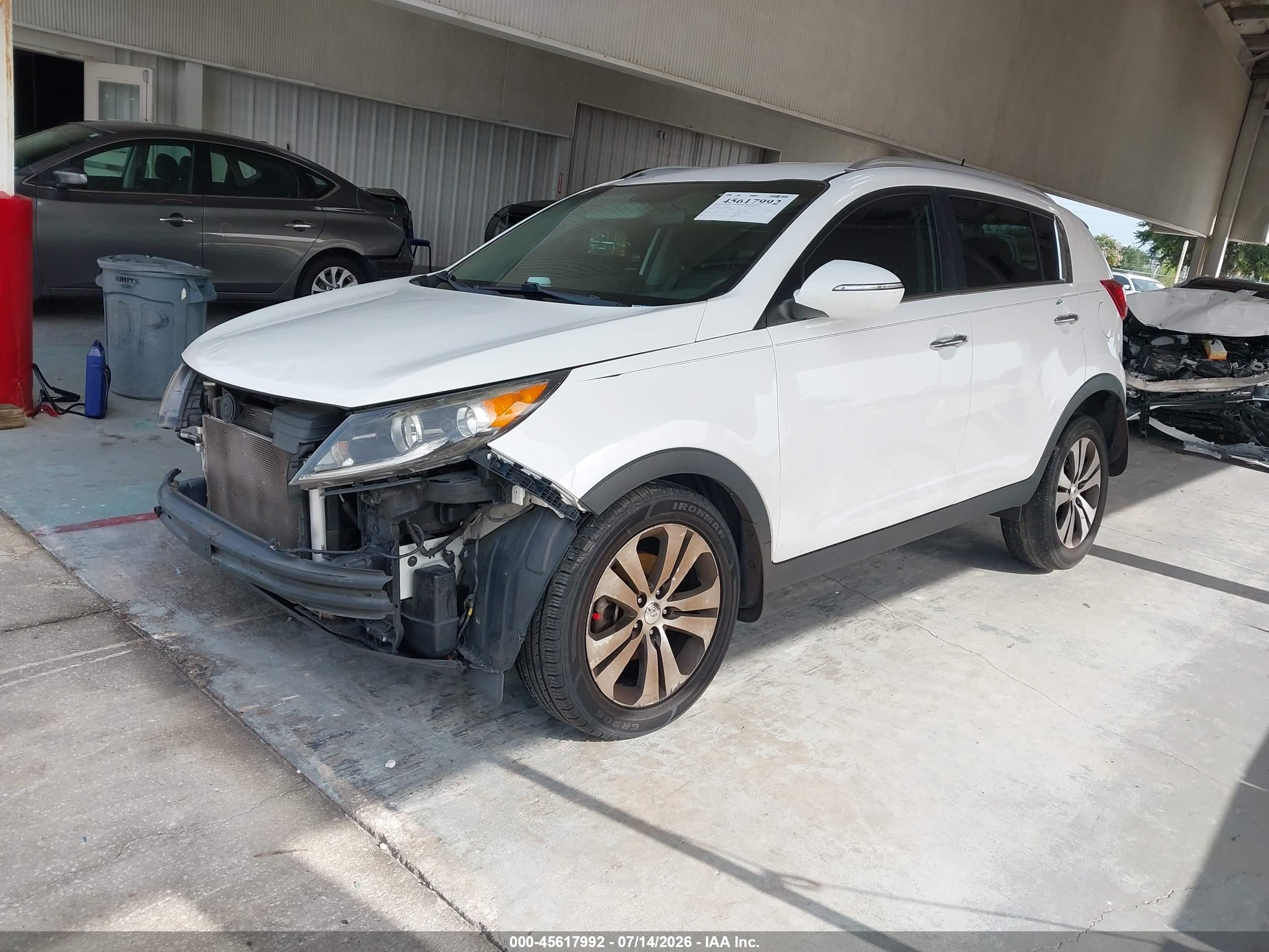 2013 Kia Sportage Ex White vin: KNDPC3A2XD7466281