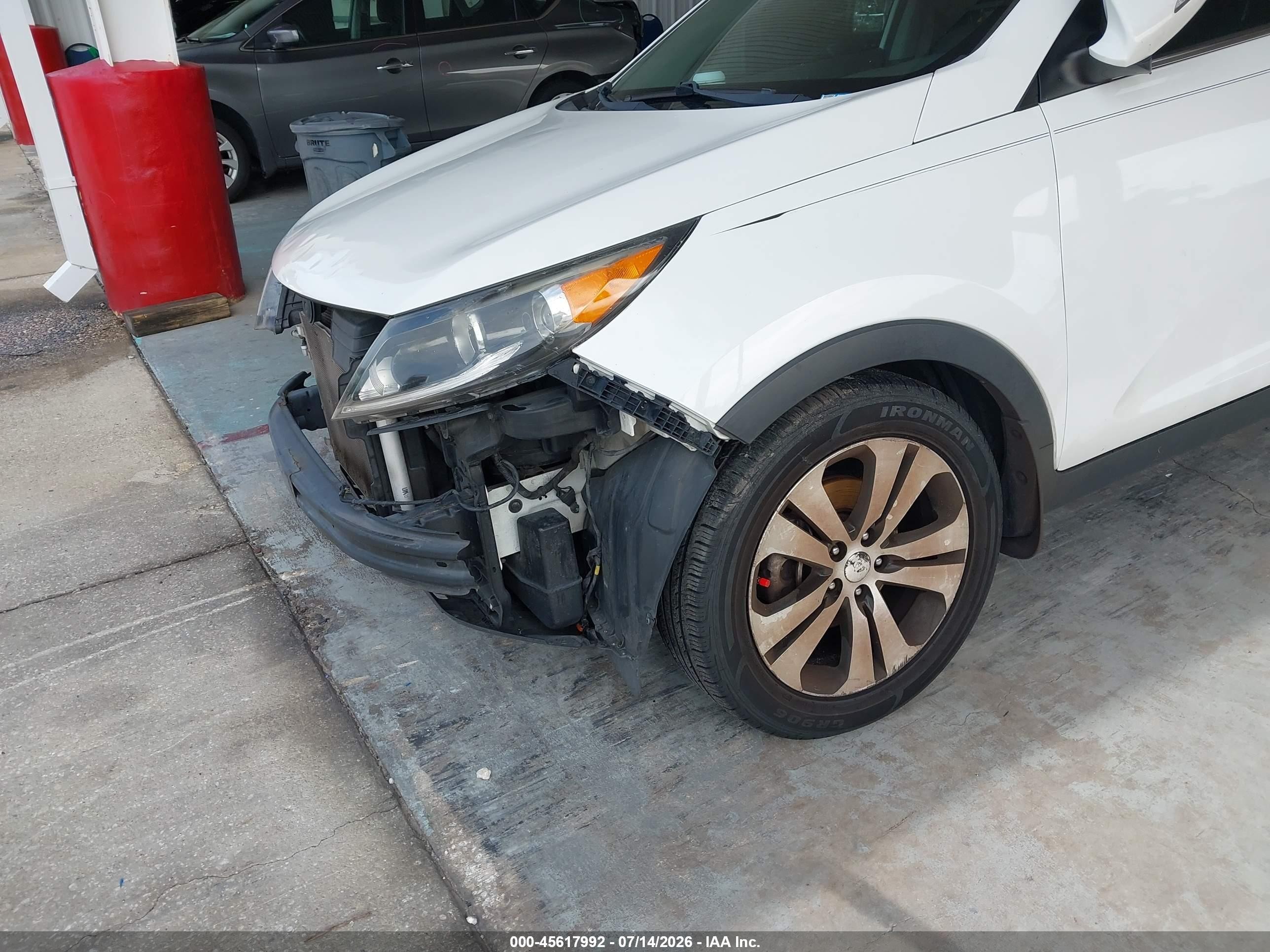 2013 Kia Sportage Ex White vin: KNDPC3A2XD7466281