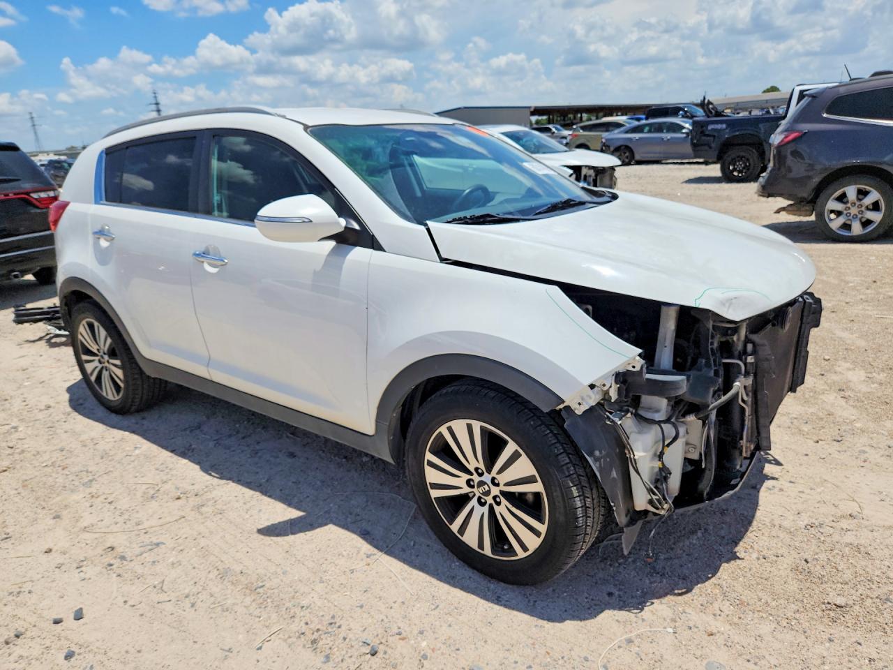 2015 Kia Sportage Ex Белый vin: KNDPC3AC6F7670412