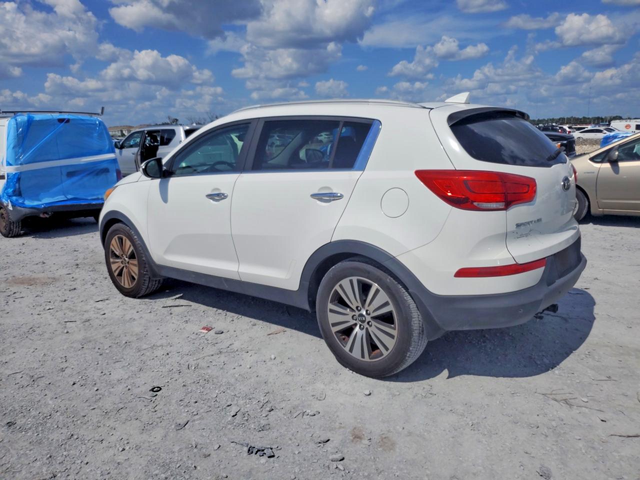 2015 Kia Sportage Ex White vin: KNDPC3AC7F7724476