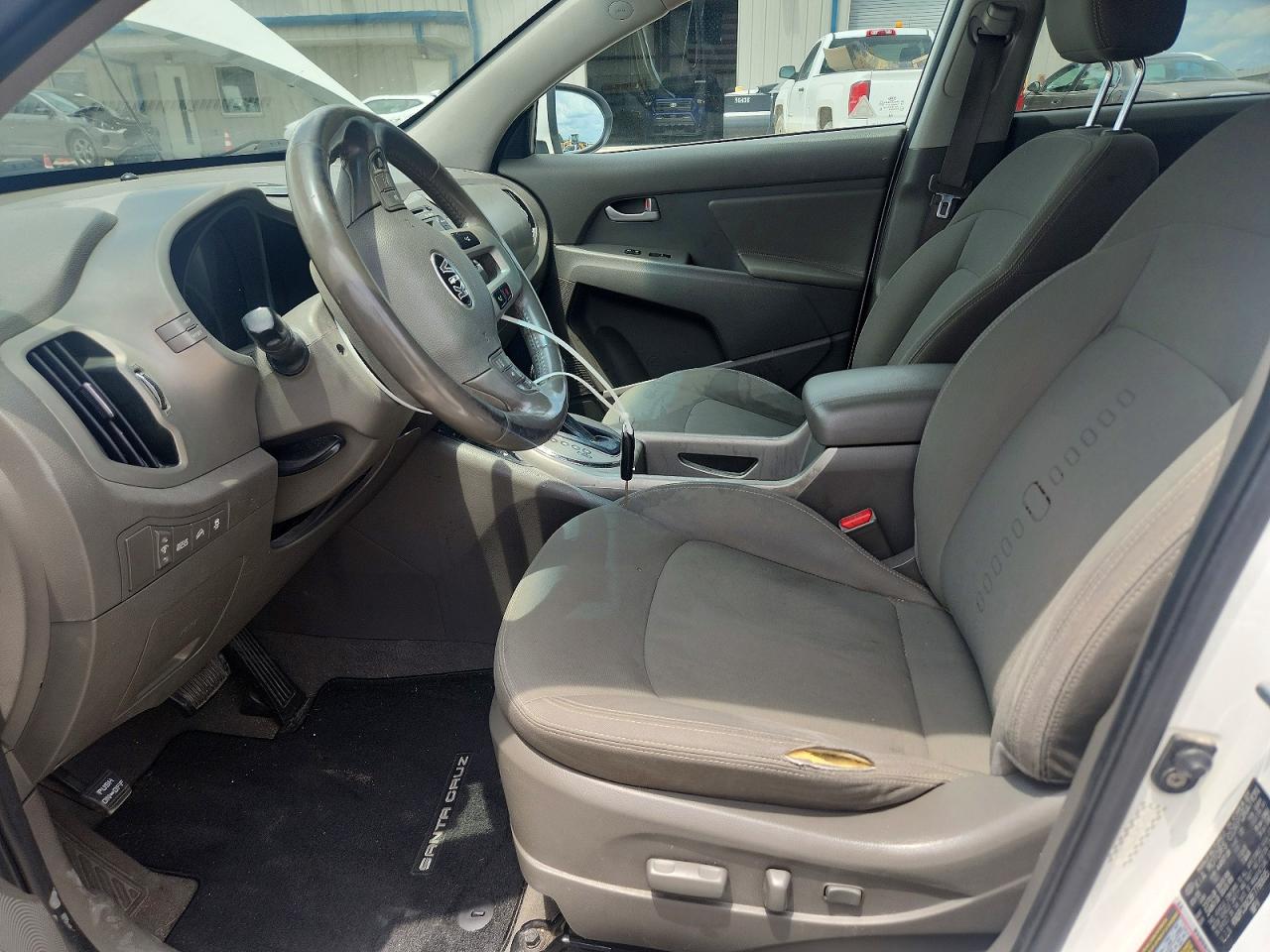 2015 Kia Sportage White vin: KNDPC3AC8F7790695