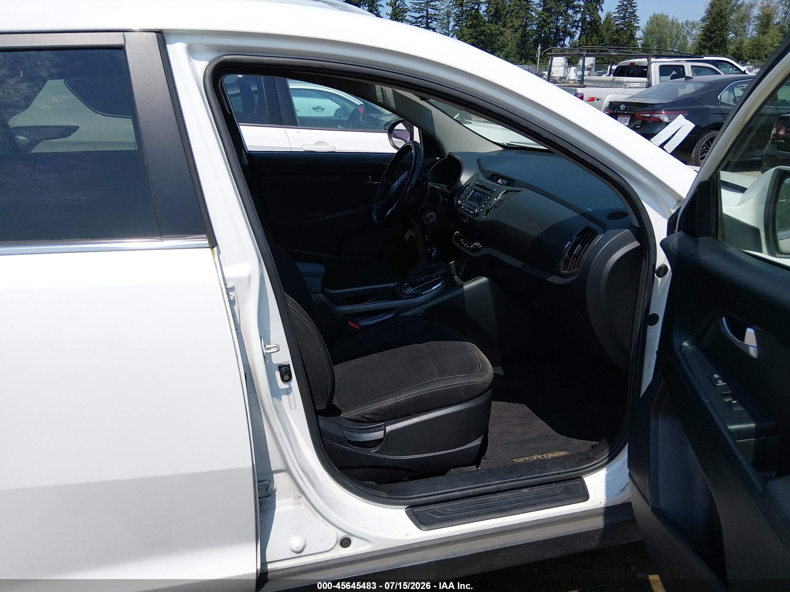 2011 Kia Sportage Ex White vin: KNDPCCA21B7071323