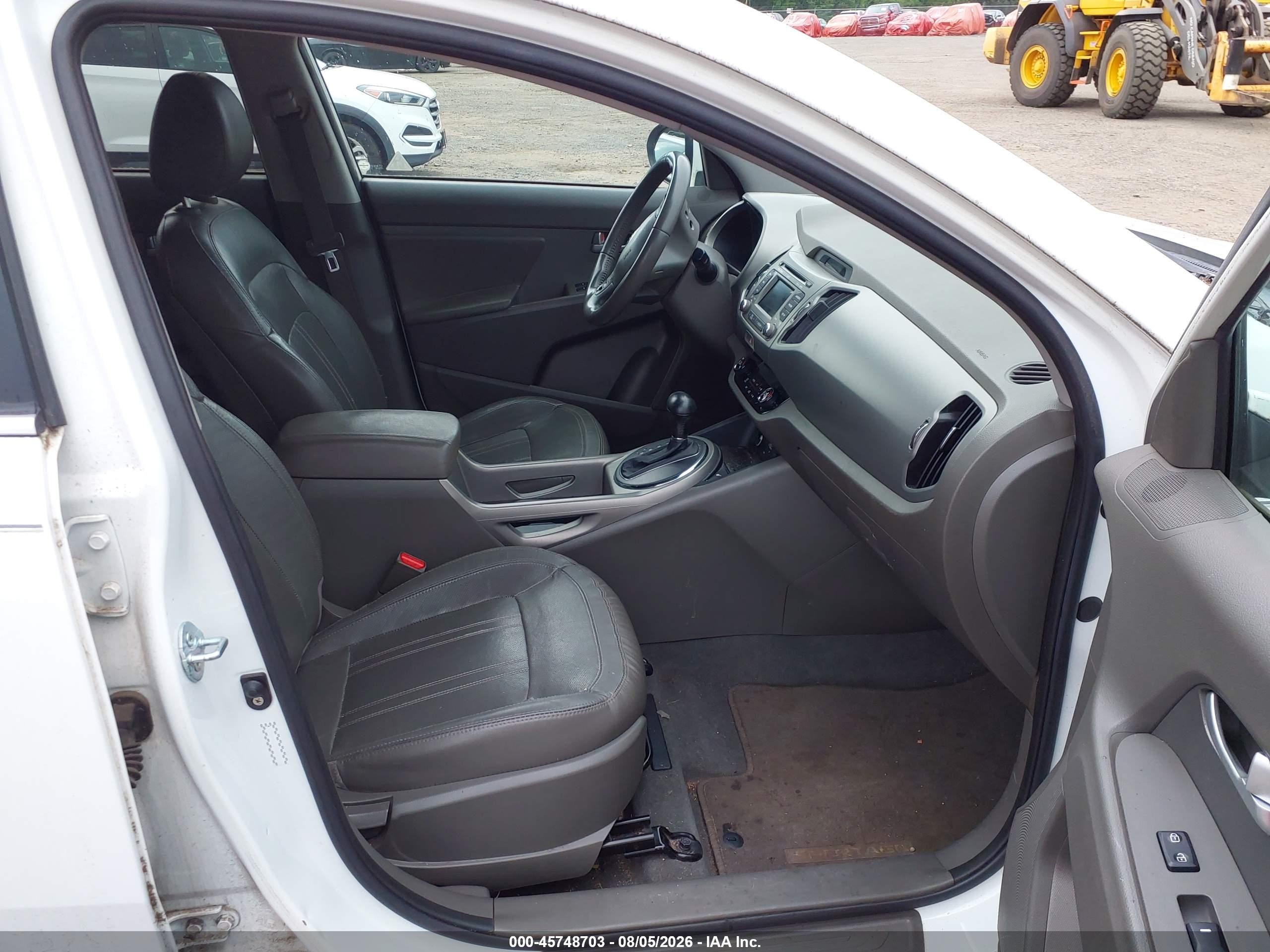 2013 Kia Sportage Ex White vin: KNDPCCA21D7438367