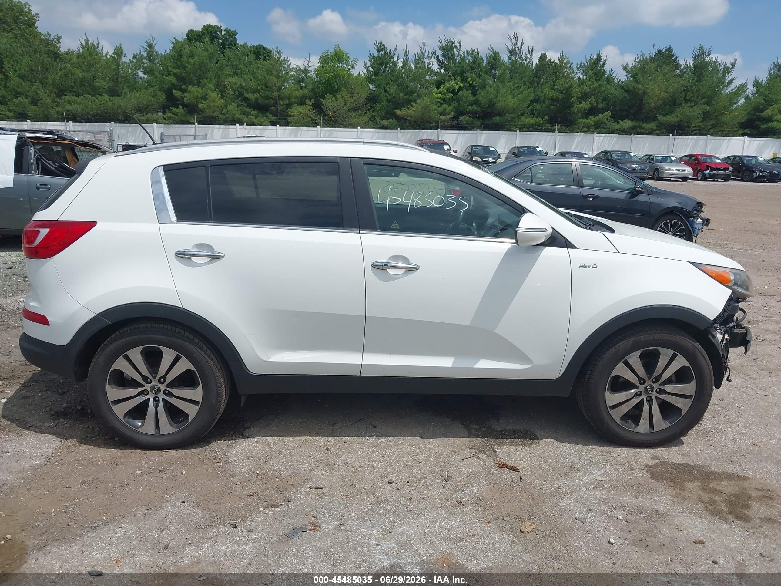2013 Kia Sportage Ex White vin: KNDPCCA23D7436846