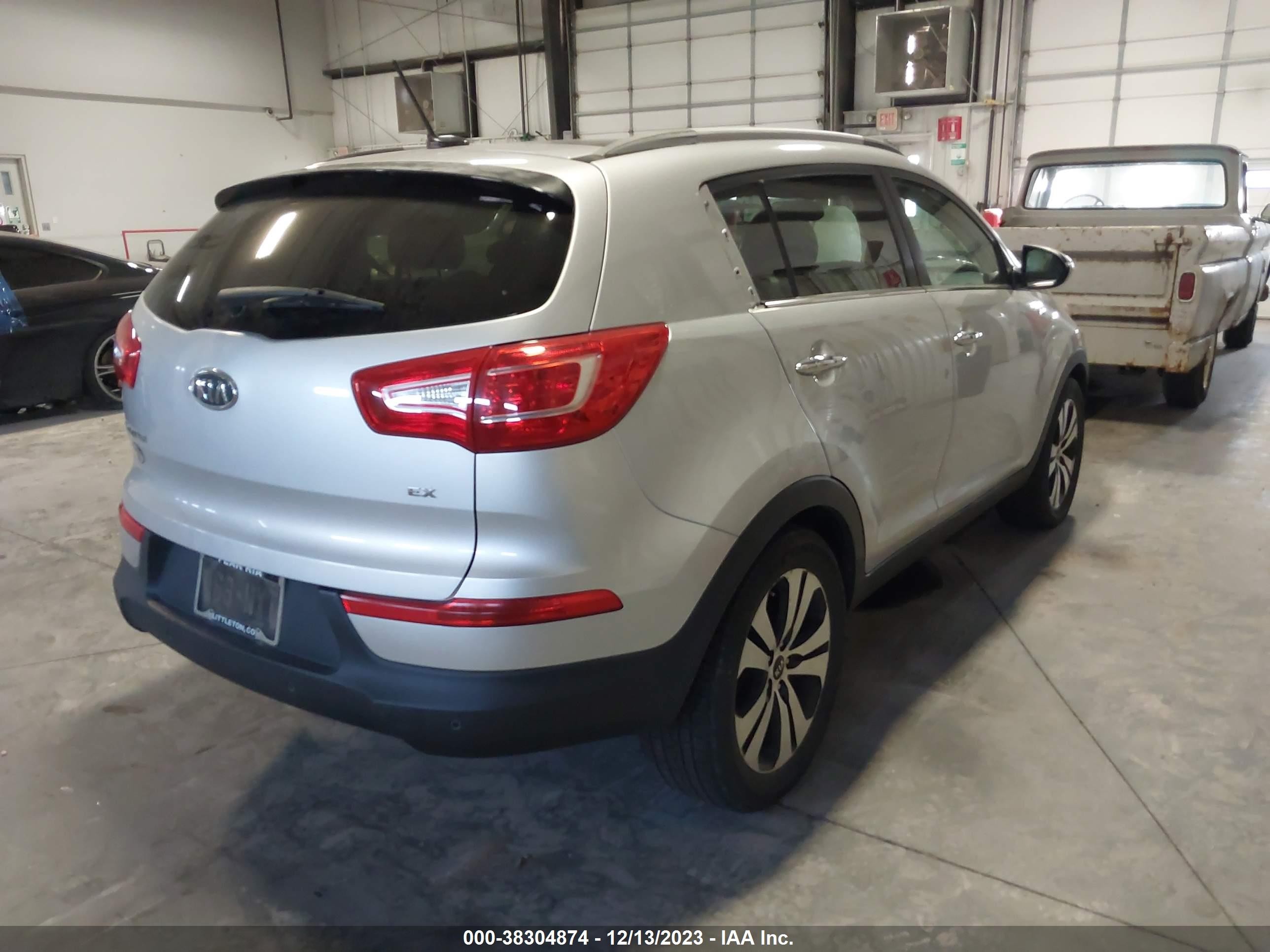2011 Kia Sportage Ex Silver vin: KNDPCCA25B7080185