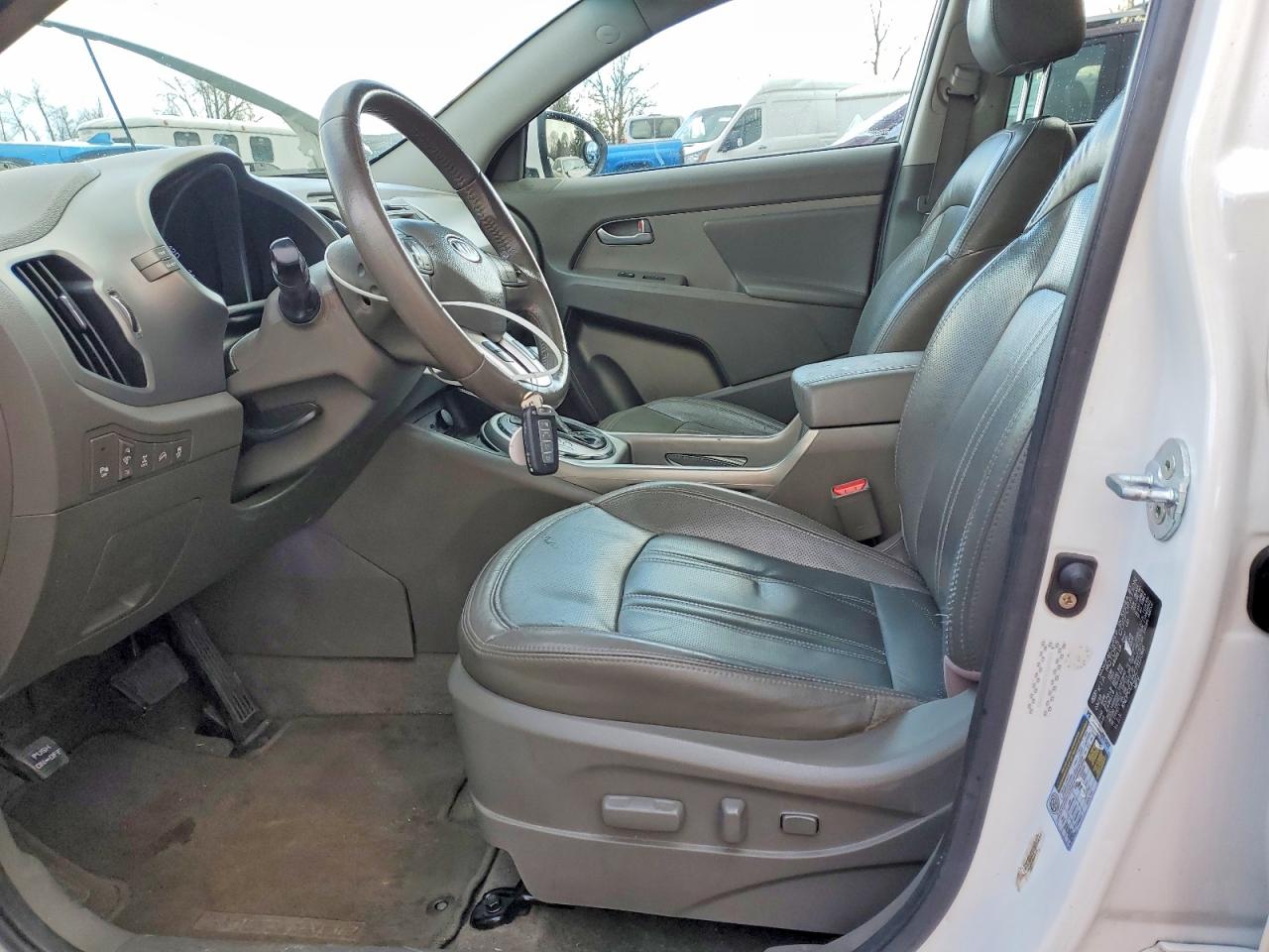 2012 Kia Sportage Ex White vin: KNDPCCA25C7312060
