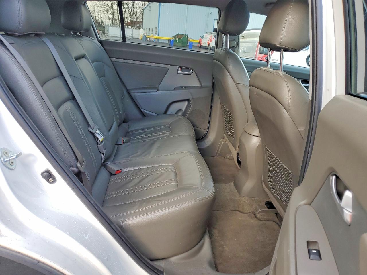 2012 Kia Sportage Ex White vin: KNDPCCA25C7312060