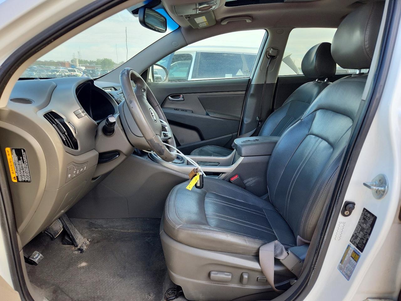 2012 Kia Sportage Ex White vin: KNDPCCA26C7250247
