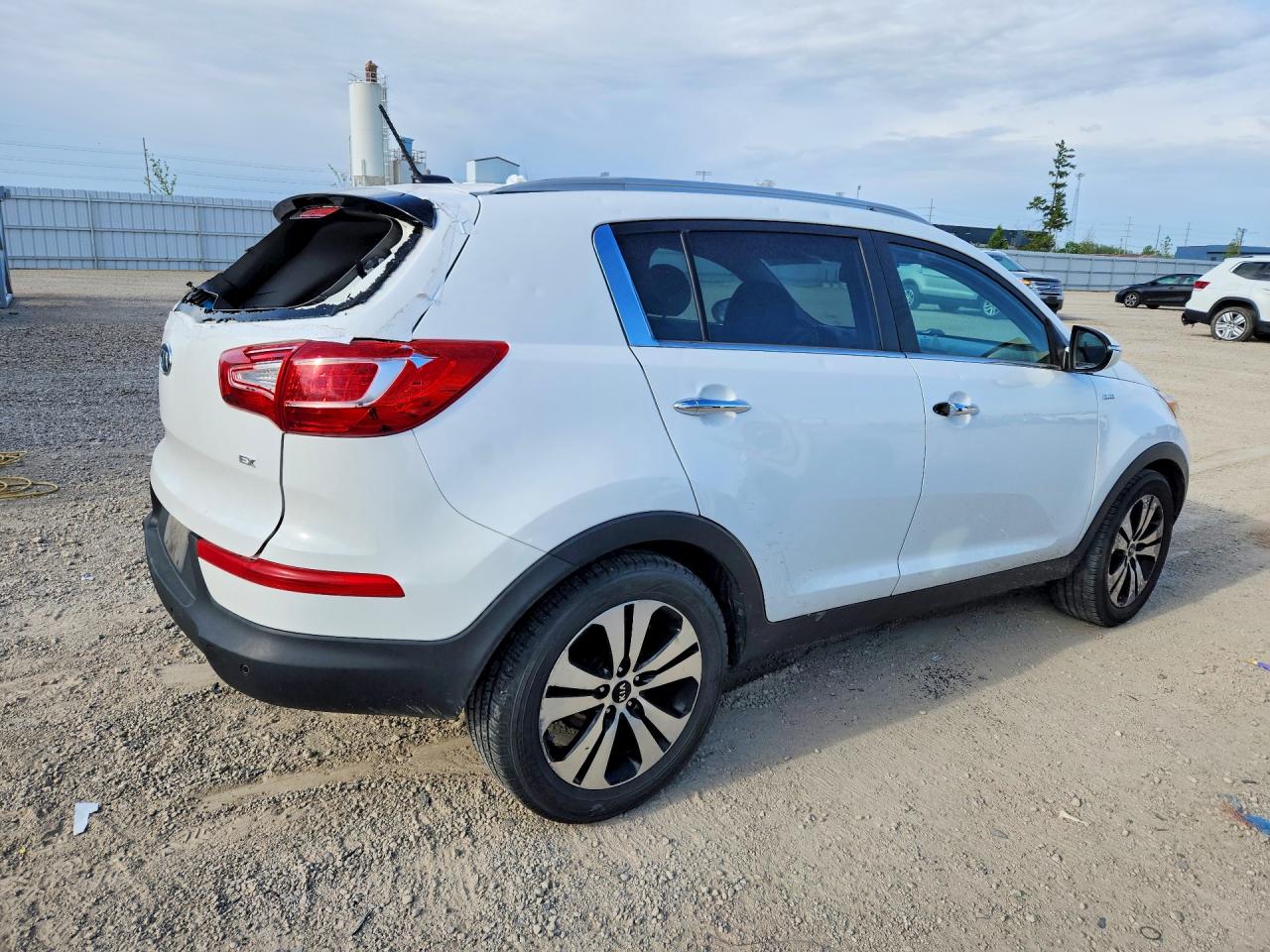 2012 Kia Sportage Ex White vin: KNDPCCA26C7250247