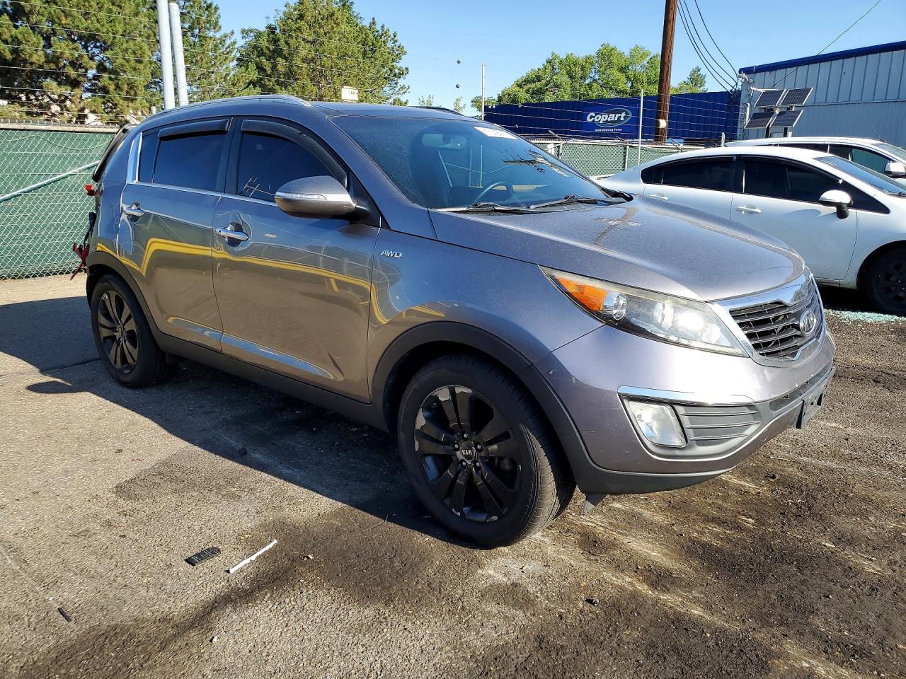 2011 Kia Sportage Серый vin: KNDPCCA27B7100114