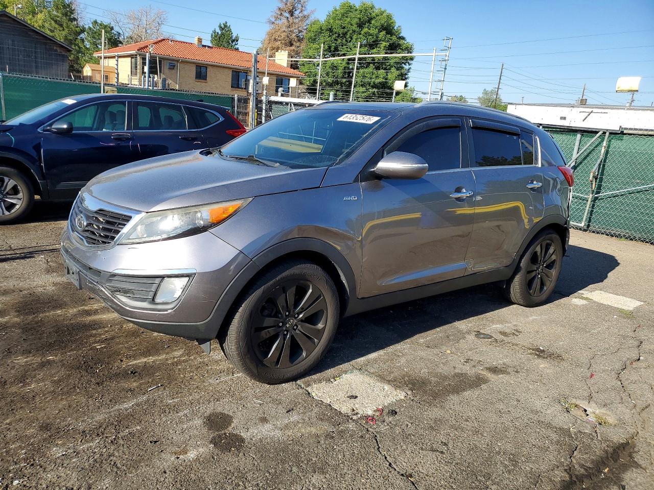 2011 Kia Sportage Серый vin: KNDPCCA27B7100114