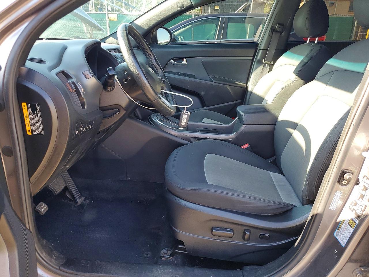 2011 Kia Sportage Серый vin: KNDPCCA27B7100114