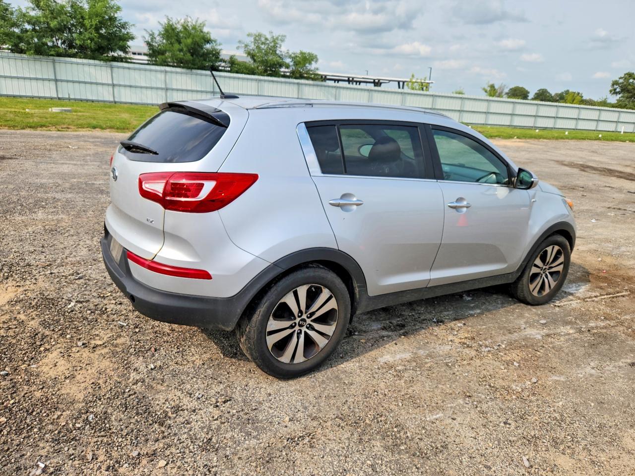 2011 Kia Sportage Ex Silver vin: KNDPCCA28B7065518