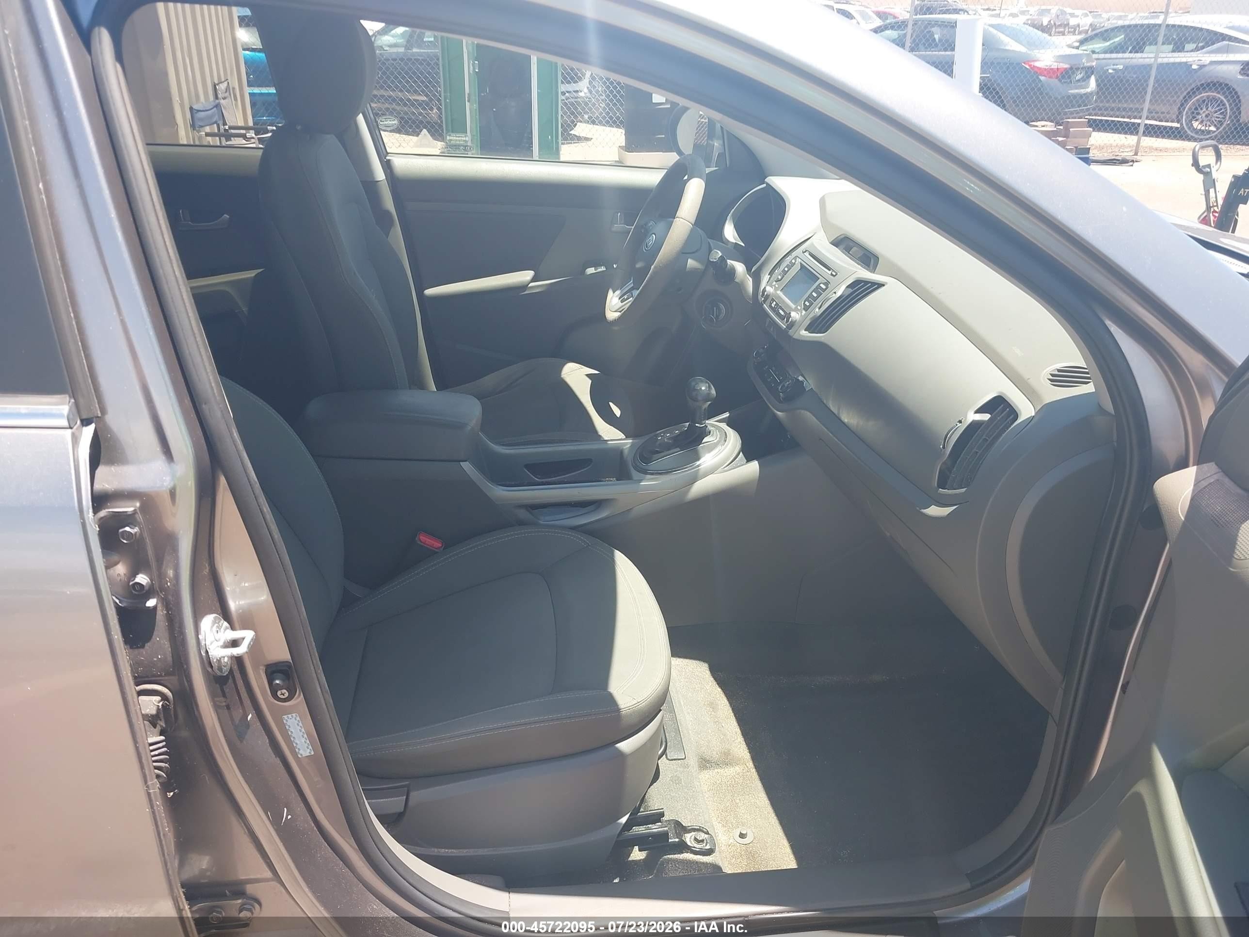 2012 Kia Sportage Ex Gray vin: KNDPCCA28C7348745