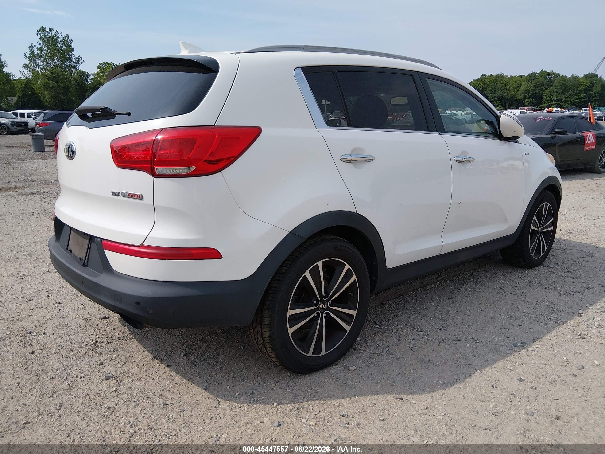 2016 Kia Sportage Sx White vin: KNDPCCA63G7815899
