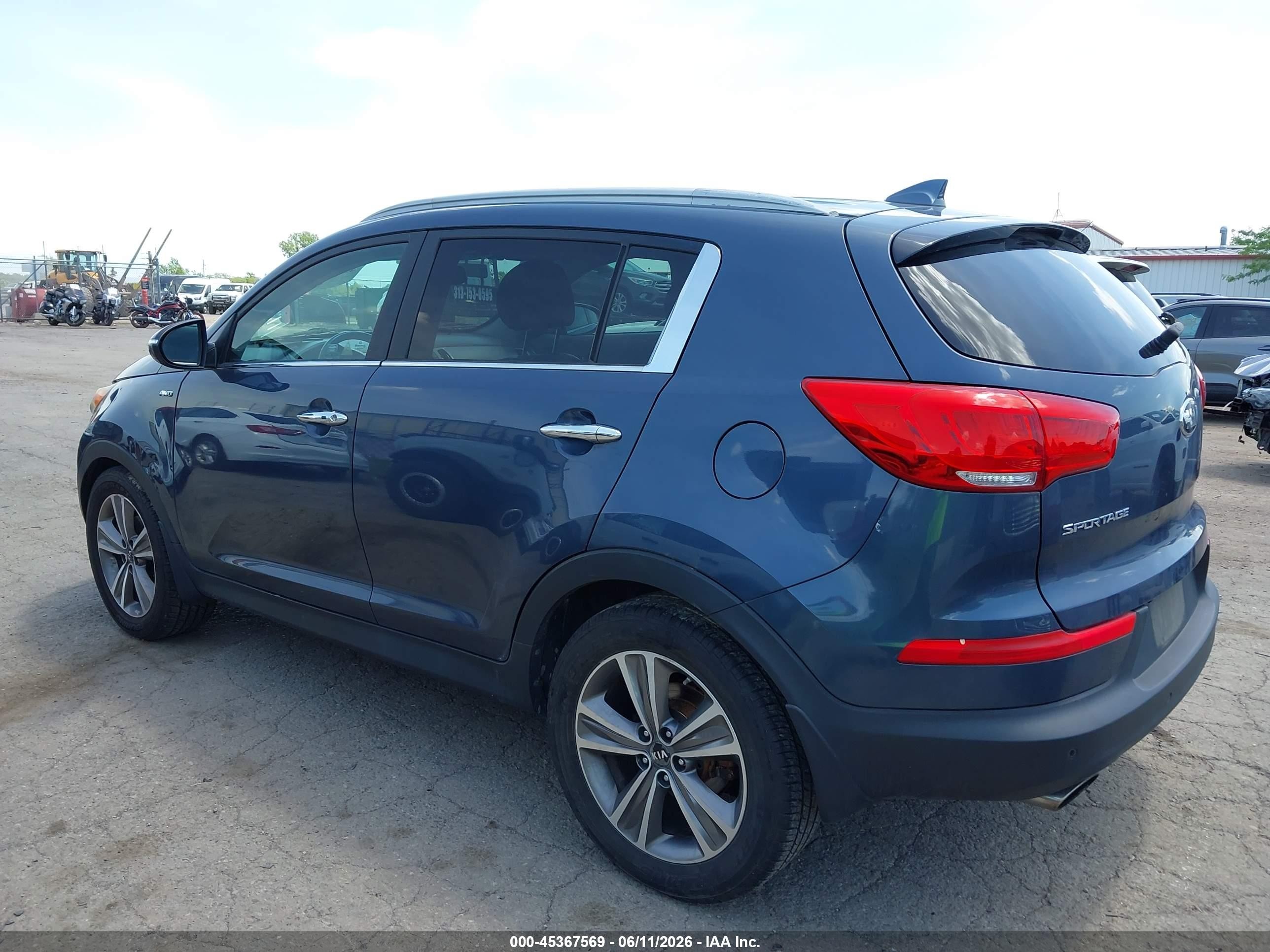 2014 Kia Sportage Sx Blue vin: KNDPCCA65E7664934