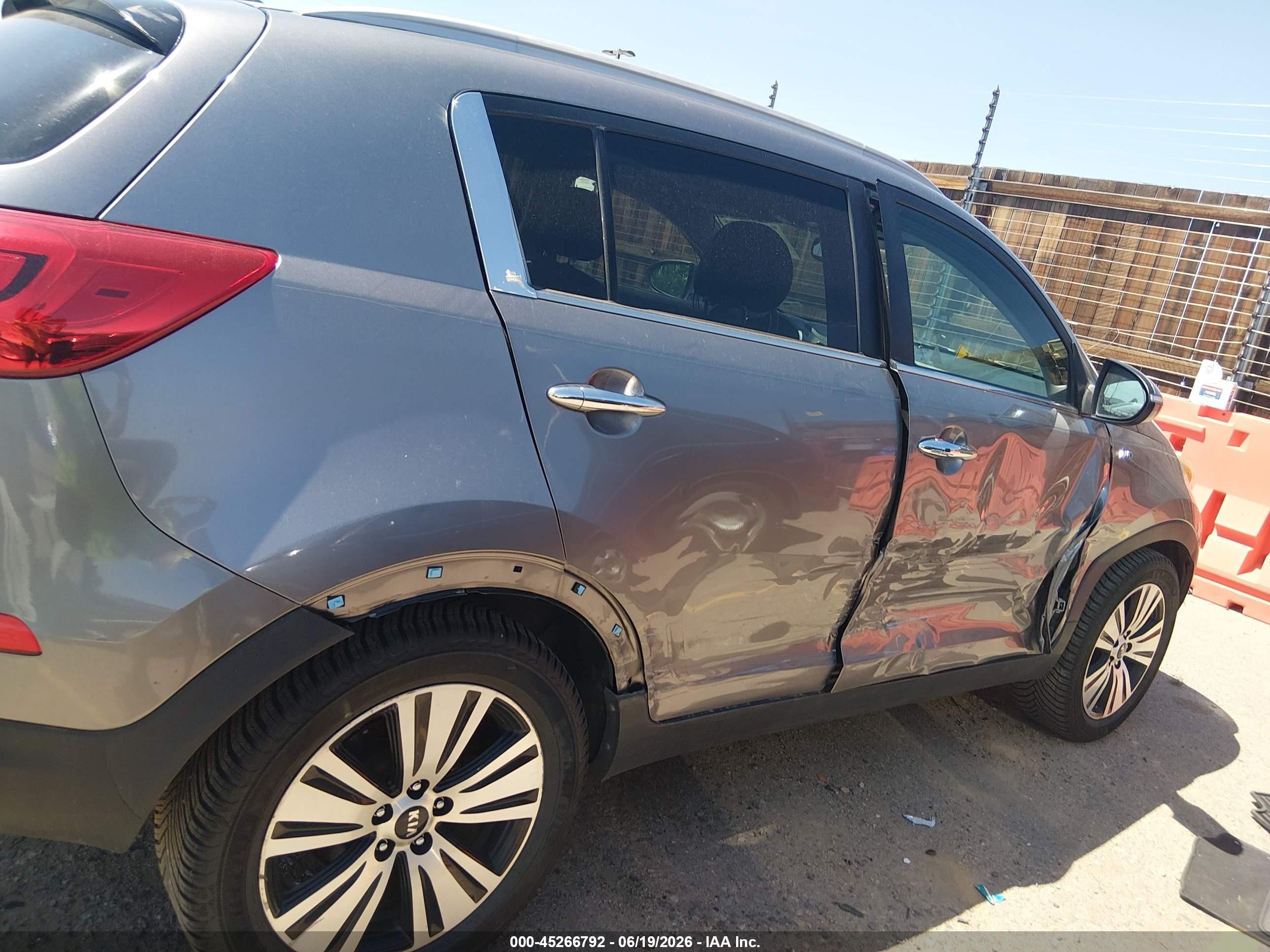 2015 Kia Sportage Ex Gray vin: KNDPCCAC0F7692616