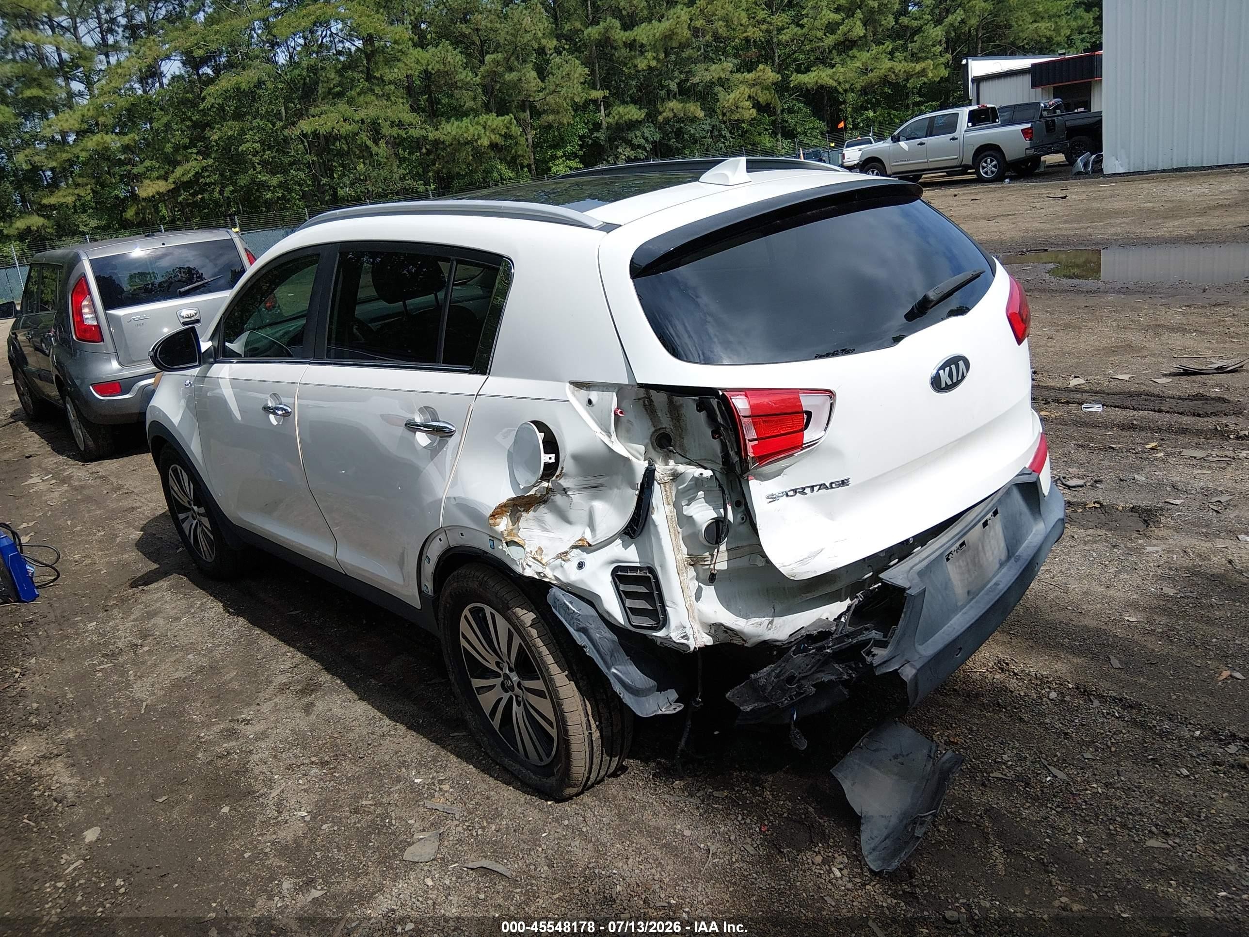 2015 Kia Sportage Ex White vin: KNDPCCAC1F7791638
