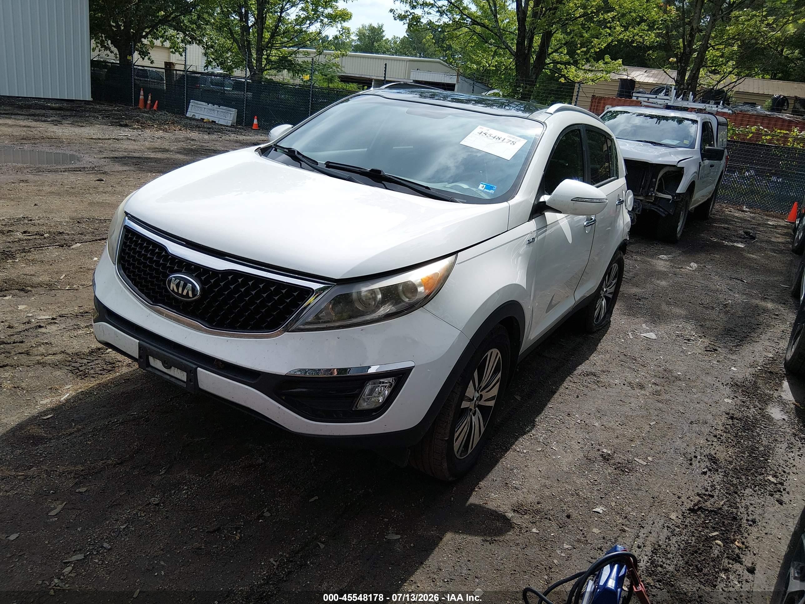2015 Kia Sportage Ex White vin: KNDPCCAC1F7791638