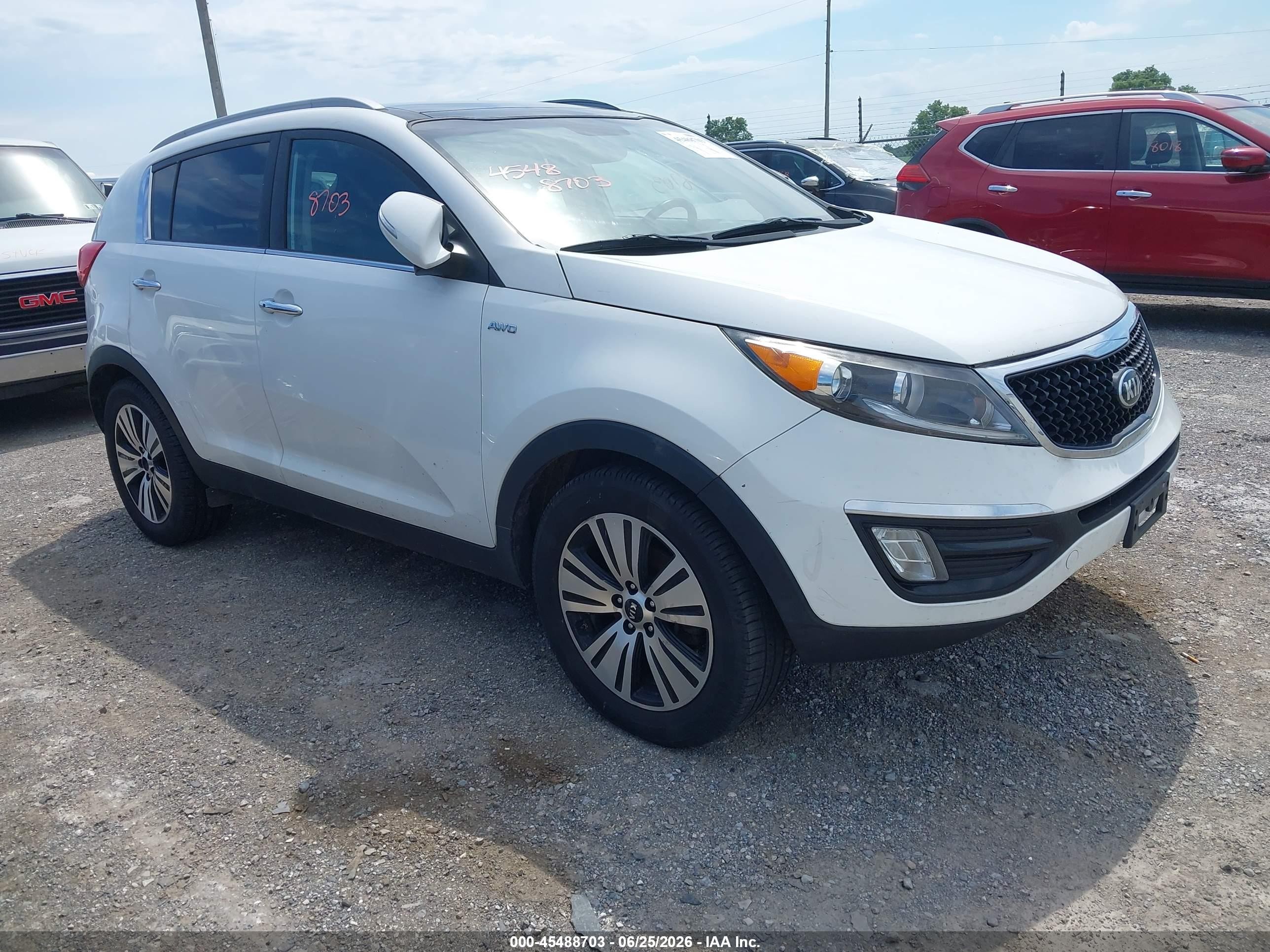 2015 Kia Sportage Ex White vin: KNDPCCAC2F7691662