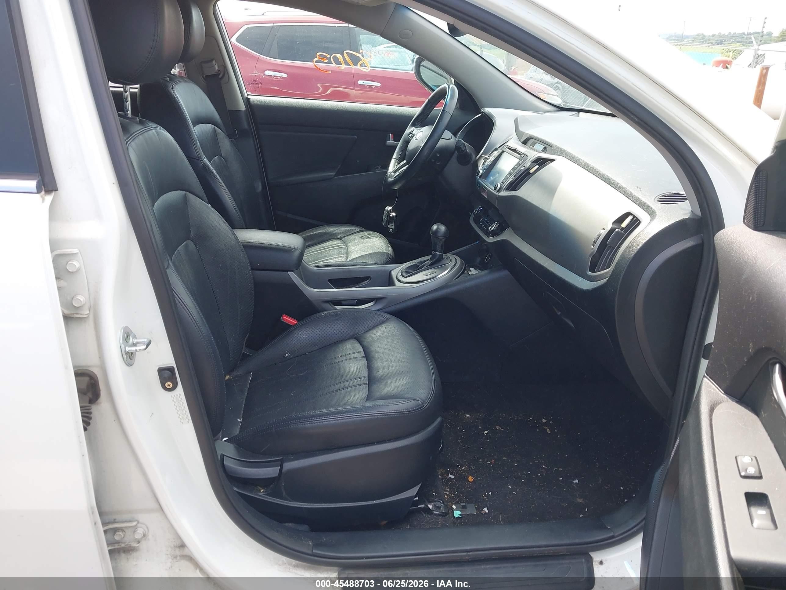 2015 Kia Sportage Ex White vin: KNDPCCAC2F7691662