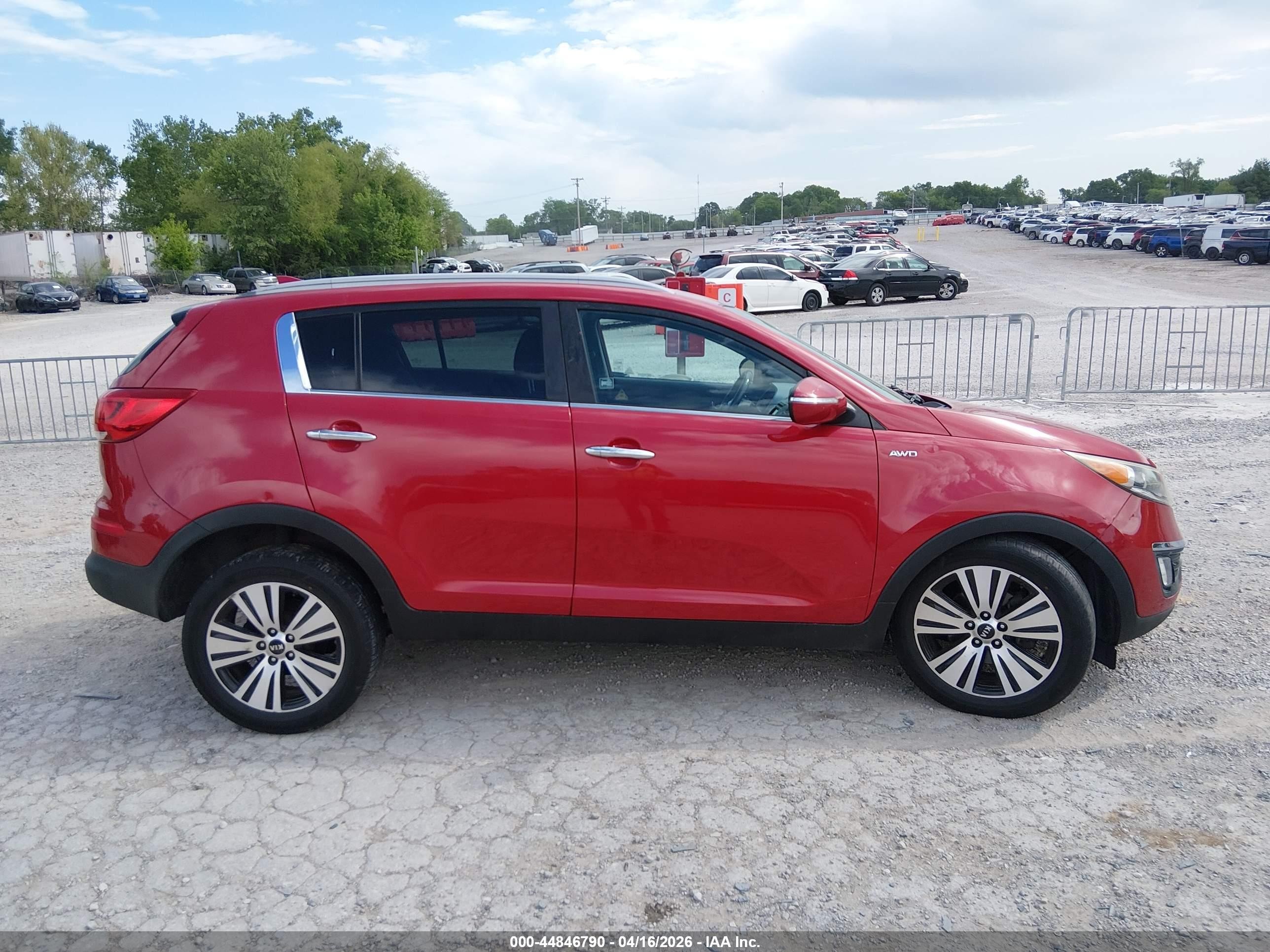 2015 Kia Sportage Ex Red vin: KNDPCCAC2F7747356