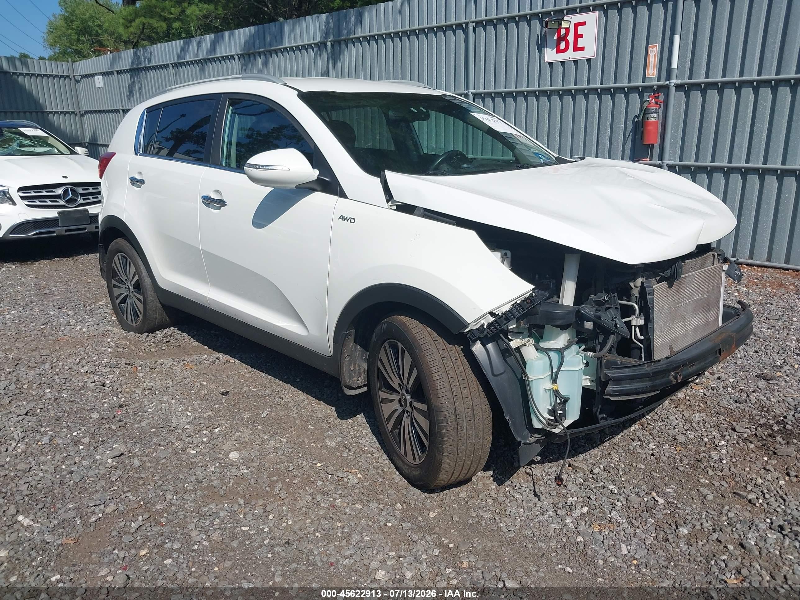 2015 Kia Sportage Ex Белый vin: KNDPCCAC2F7767493