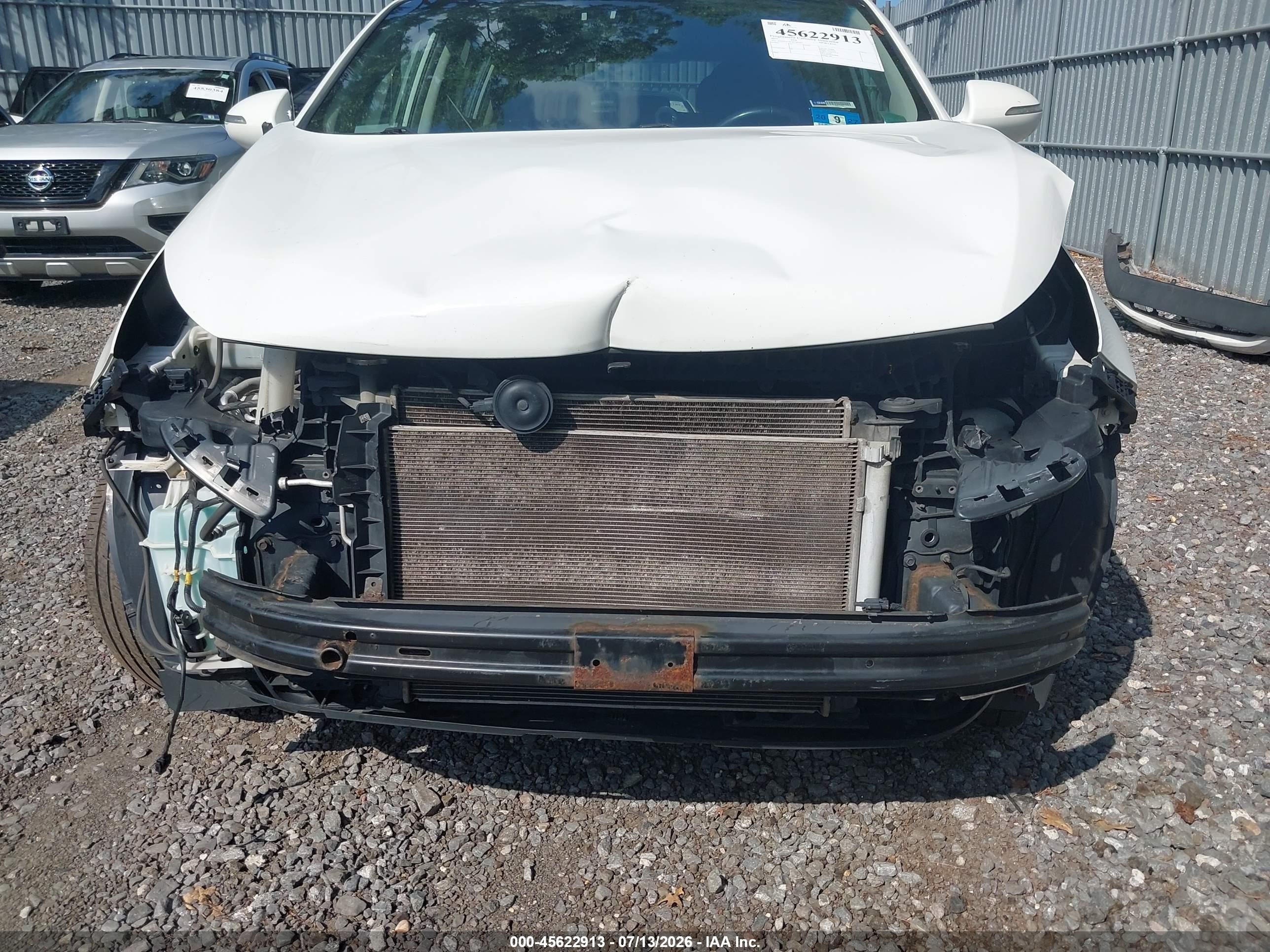 2015 Kia Sportage Ex White vin: KNDPCCAC2F7767493