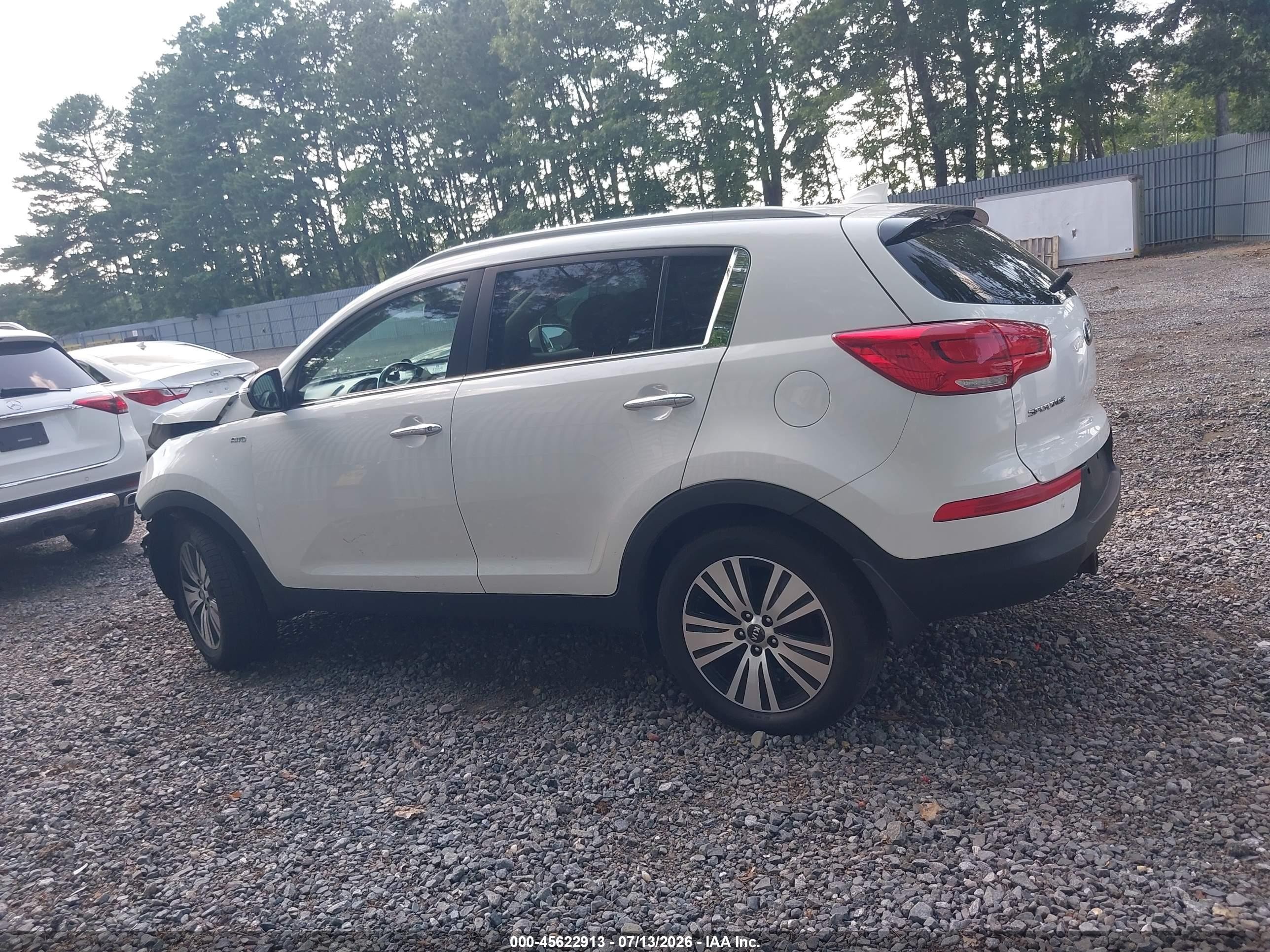 2015 Kia Sportage Ex White vin: KNDPCCAC2F7767493