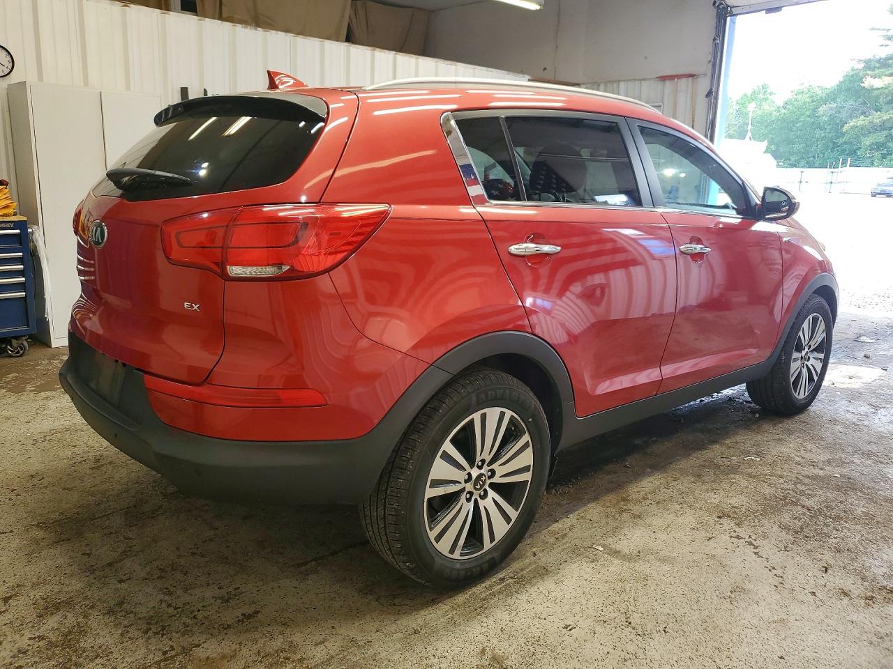 2014 Kia Sportage Ex Red vin: KNDPCCAC6E7590445