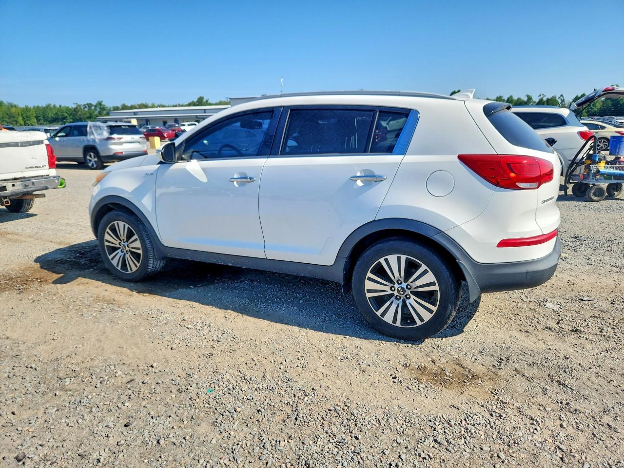 2015 Kia Sportage Ex White vin: KNDPCCACXF7720261