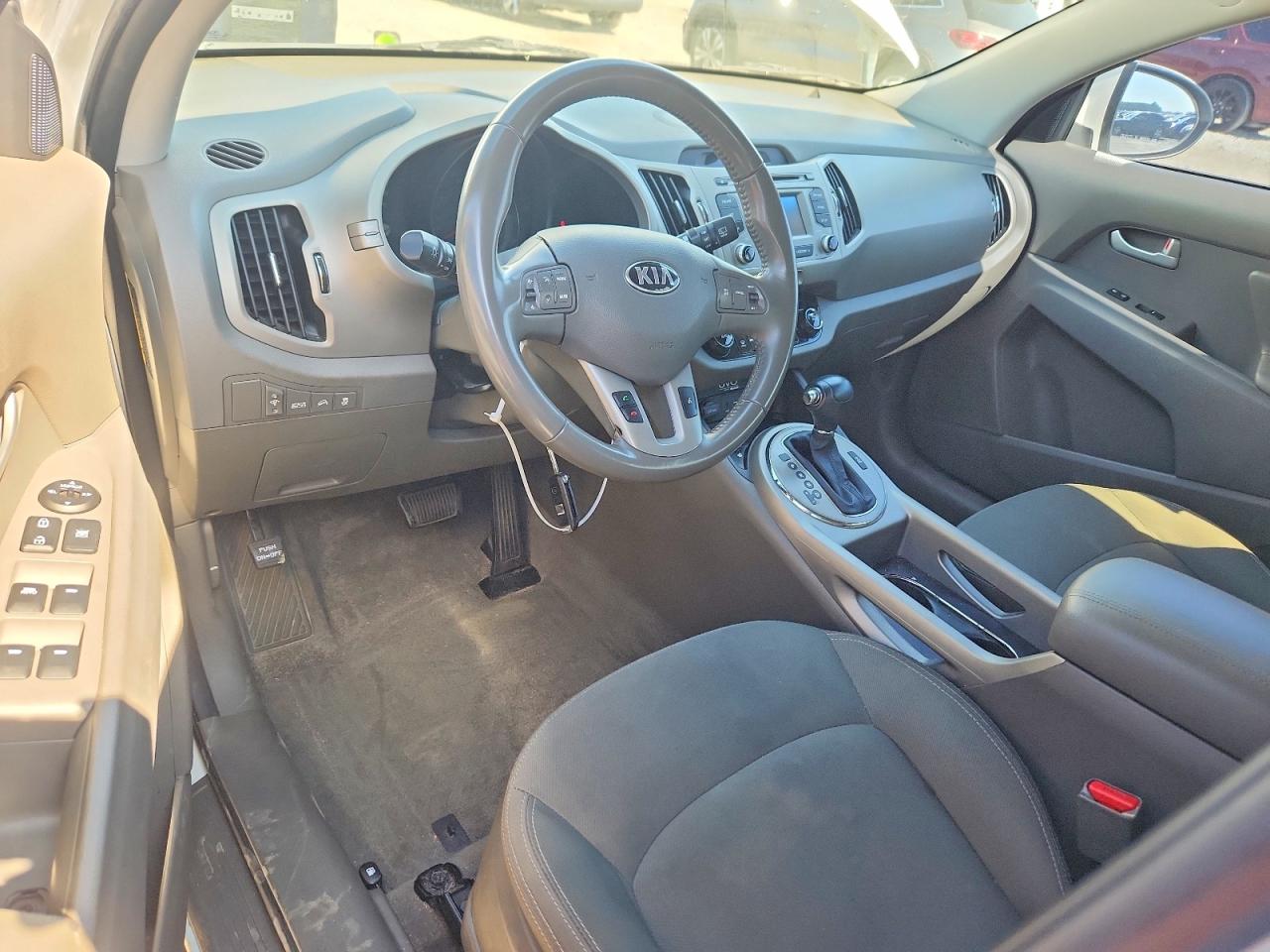 2015 Kia Sportage Ex White vin: KNDPCCACXF7720261