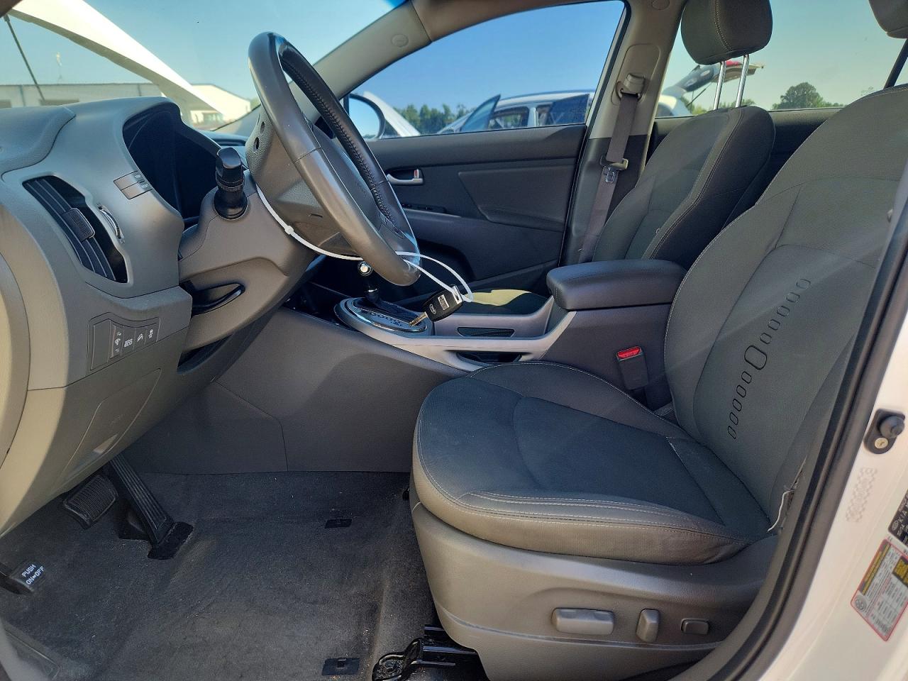 2015 Kia Sportage Ex White vin: KNDPCCACXF7720261