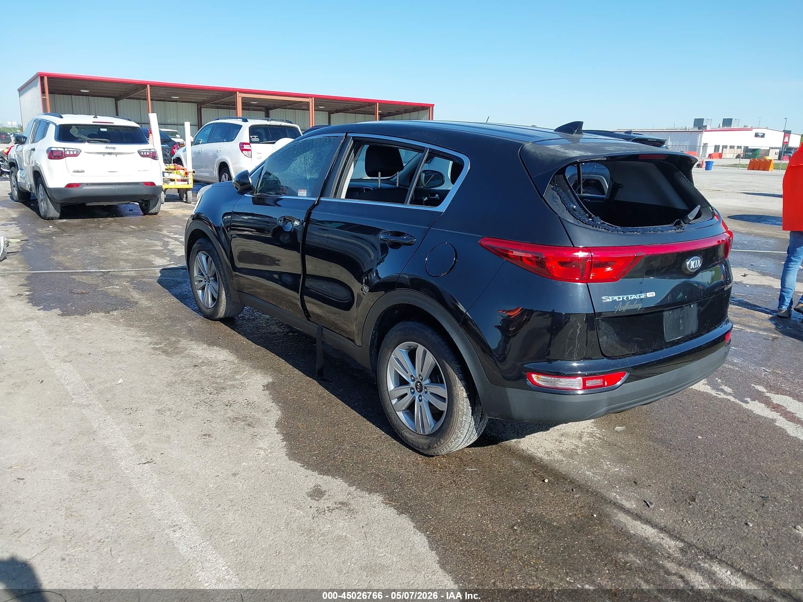 2017 Kia Sportage Lx Черный vin: KNDPM3AC0H7056505