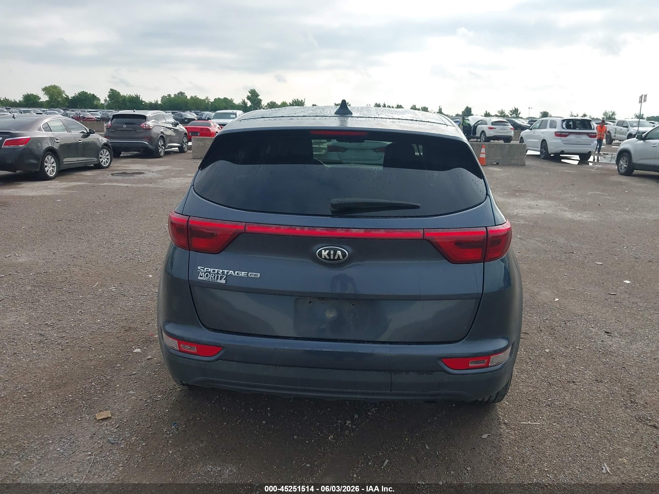 2018 Kia Sportage Lx Dark Blue vin: KNDPM3AC0J7454237